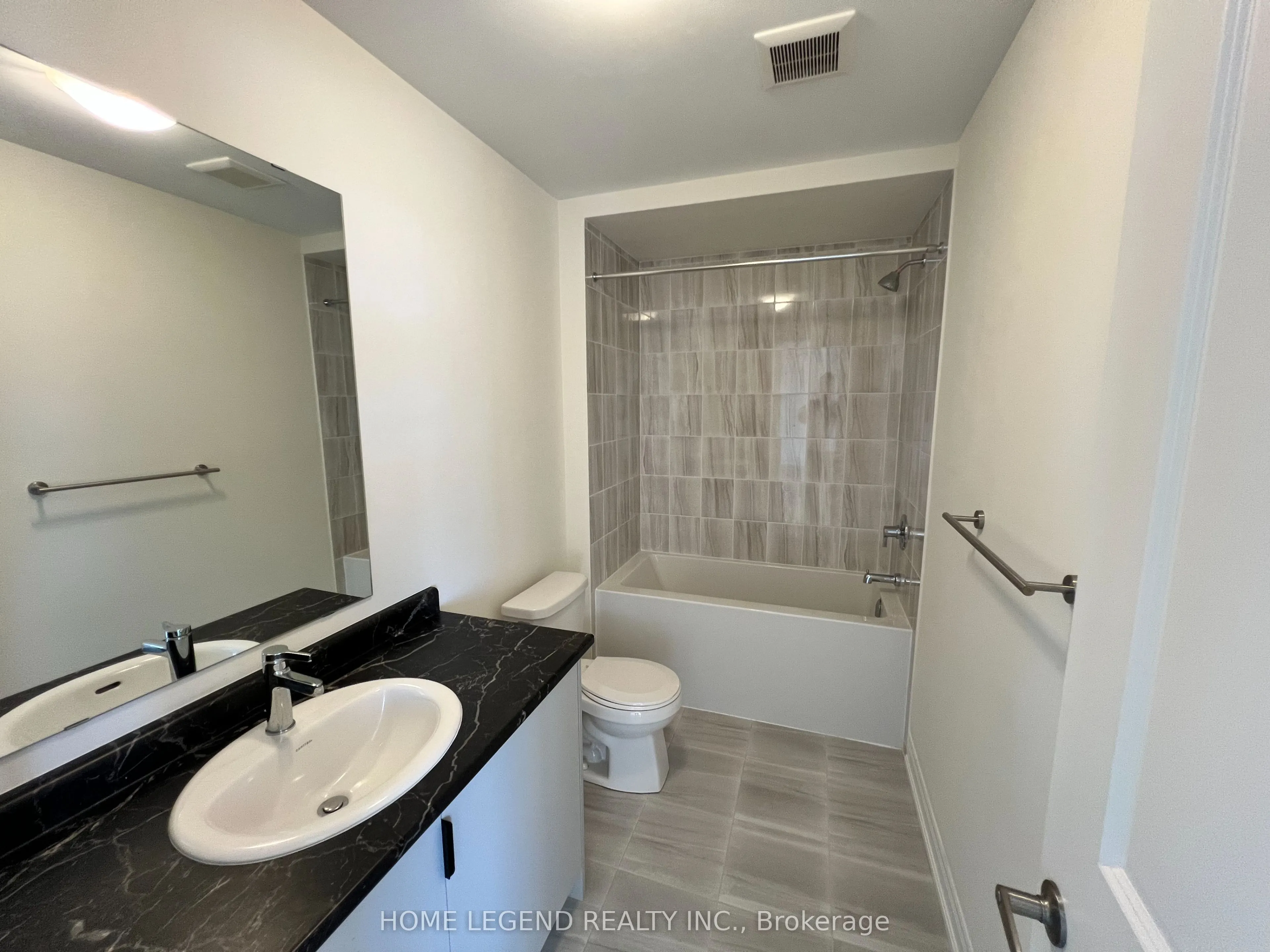183 Berczy Green Drive