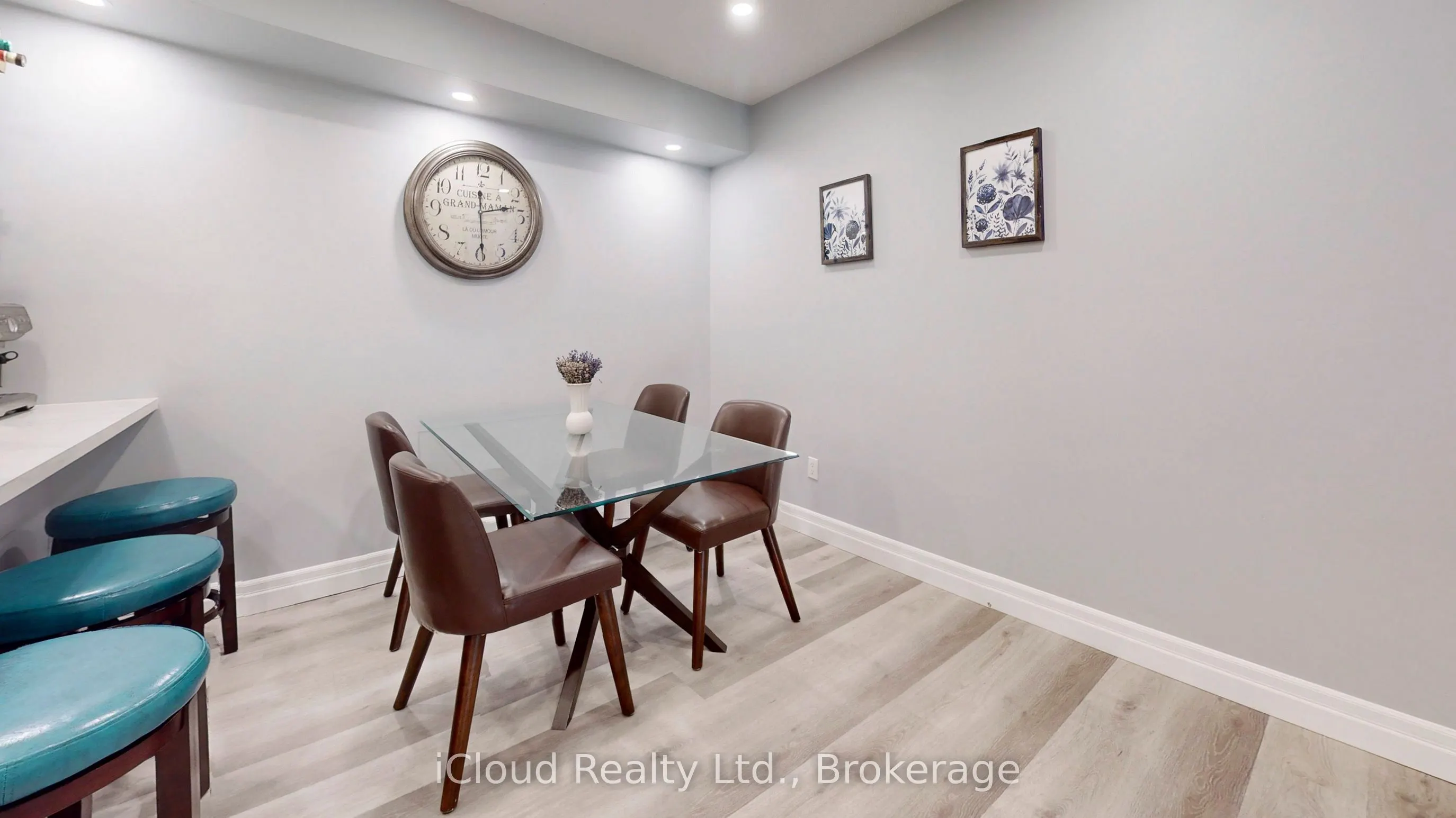131 Milestone Crescent, #15