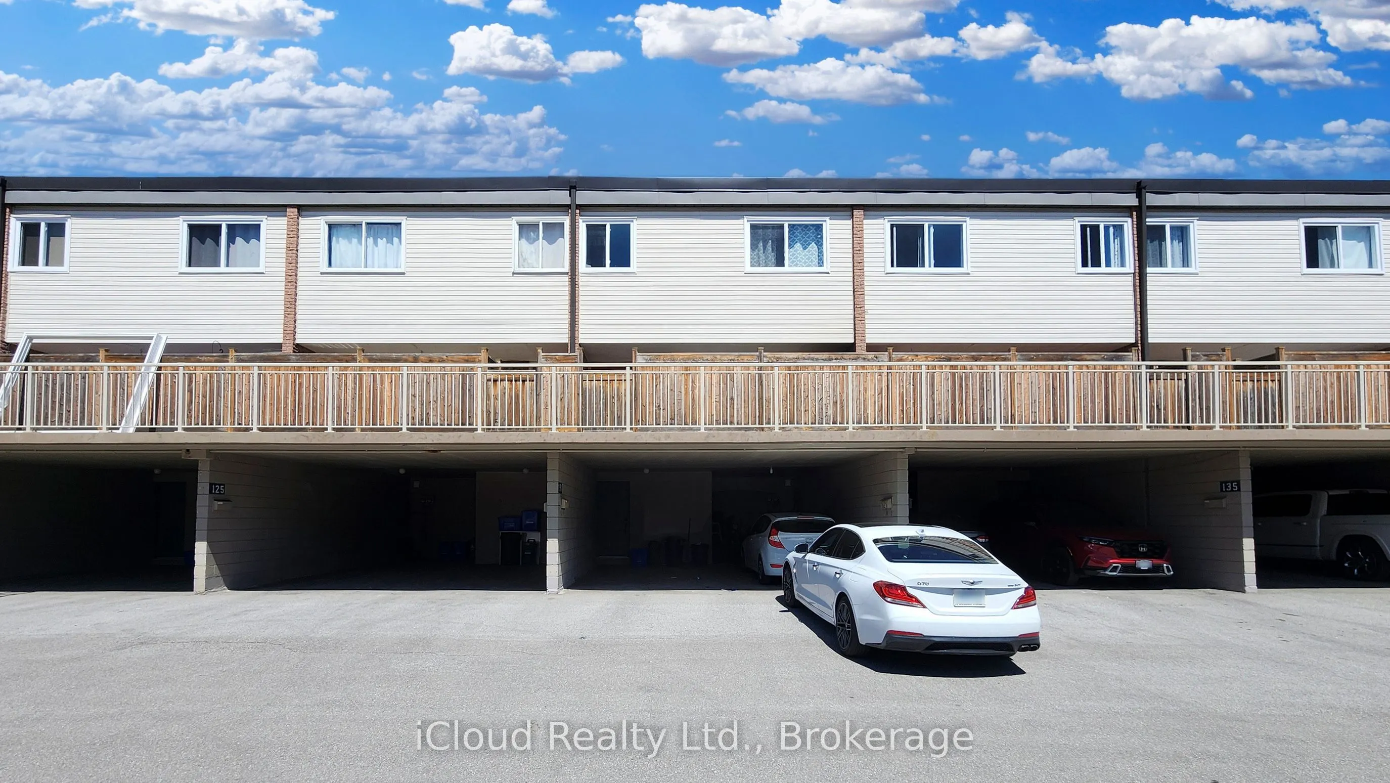 131 Milestone Crescent, #15