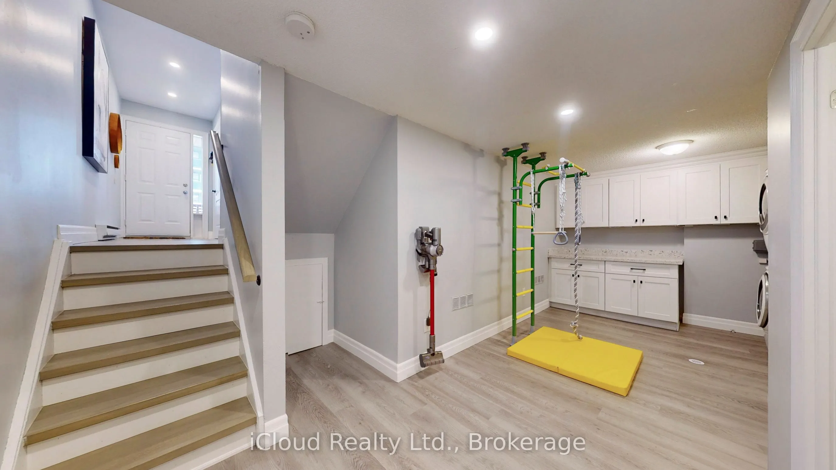 131 Milestone Crescent, #15