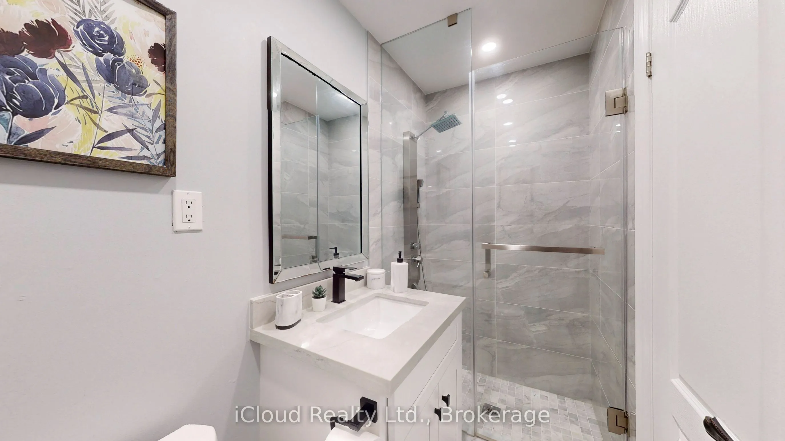 131 Milestone Crescent, #15