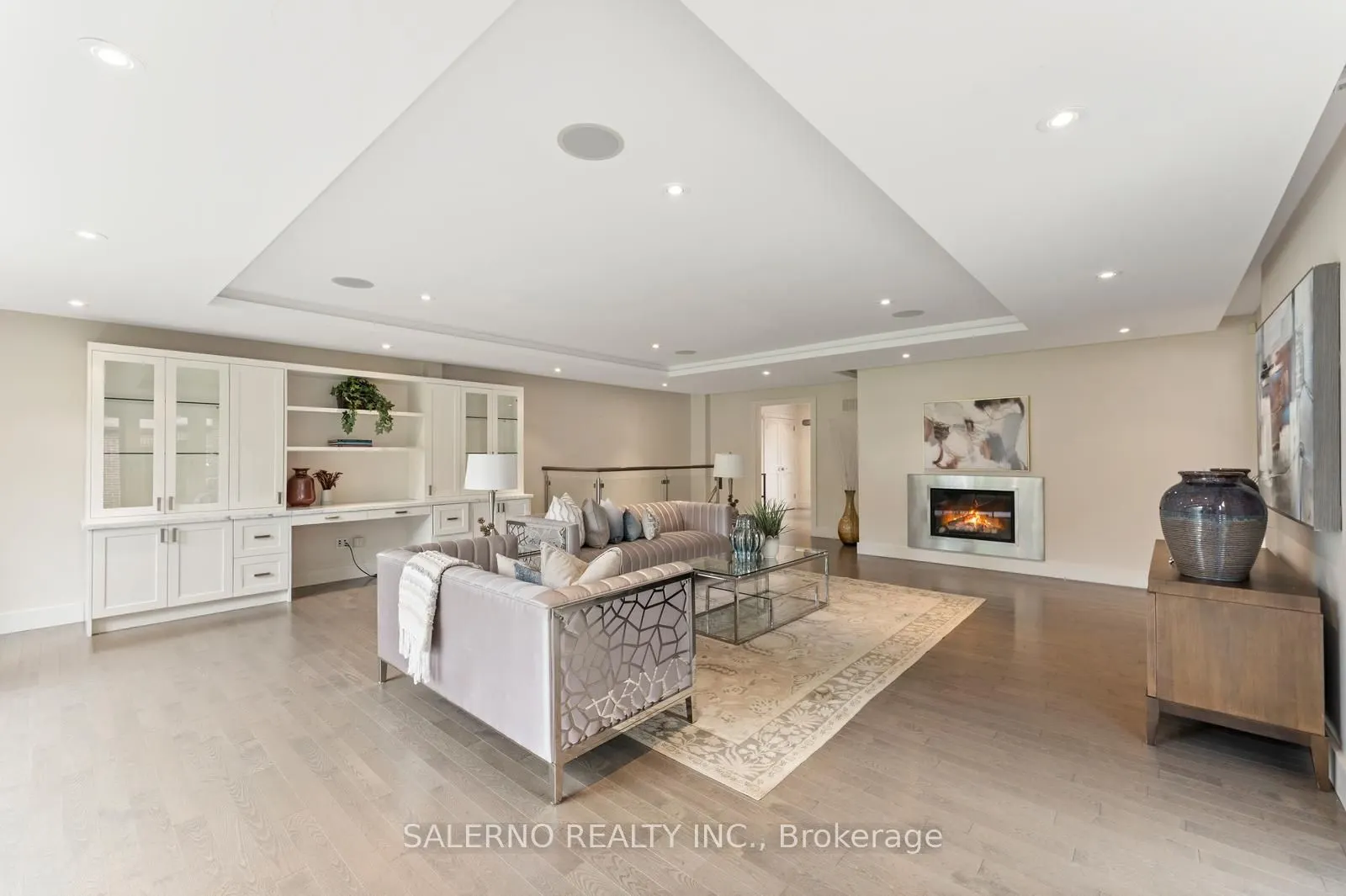 85 Valleyview Court