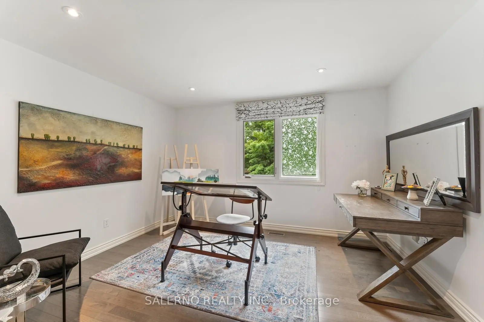 85 Valleyview Court