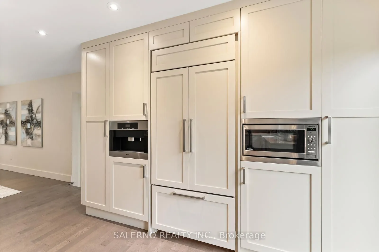 85 Valleyview Court