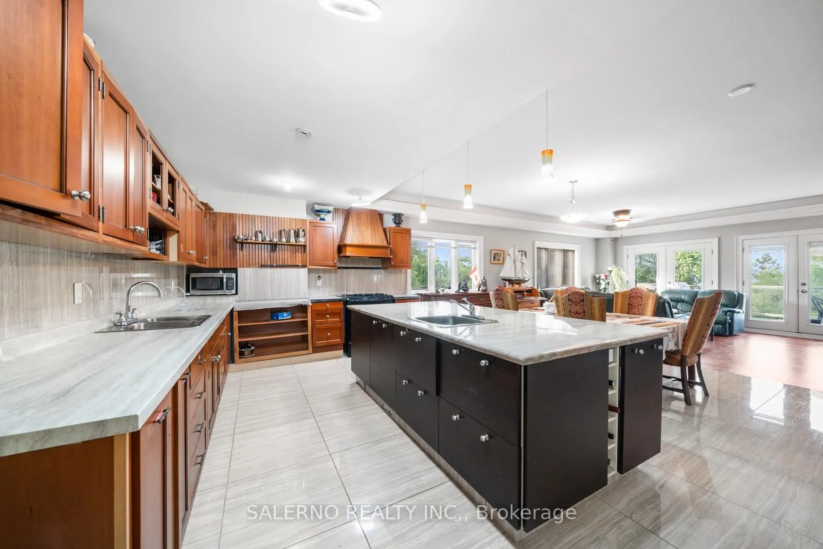 645 Park Road