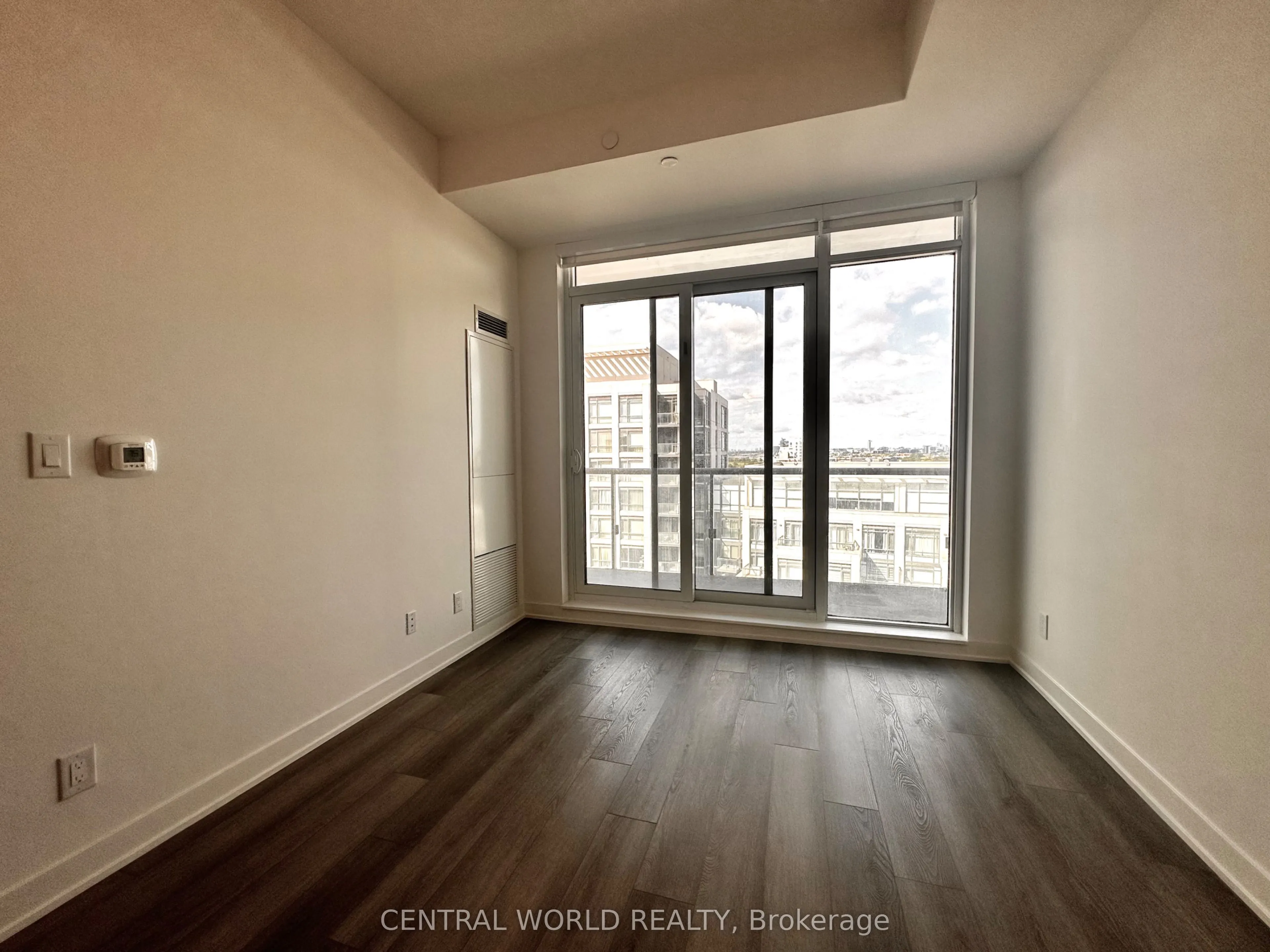 8119 Birchmount Road, #1422