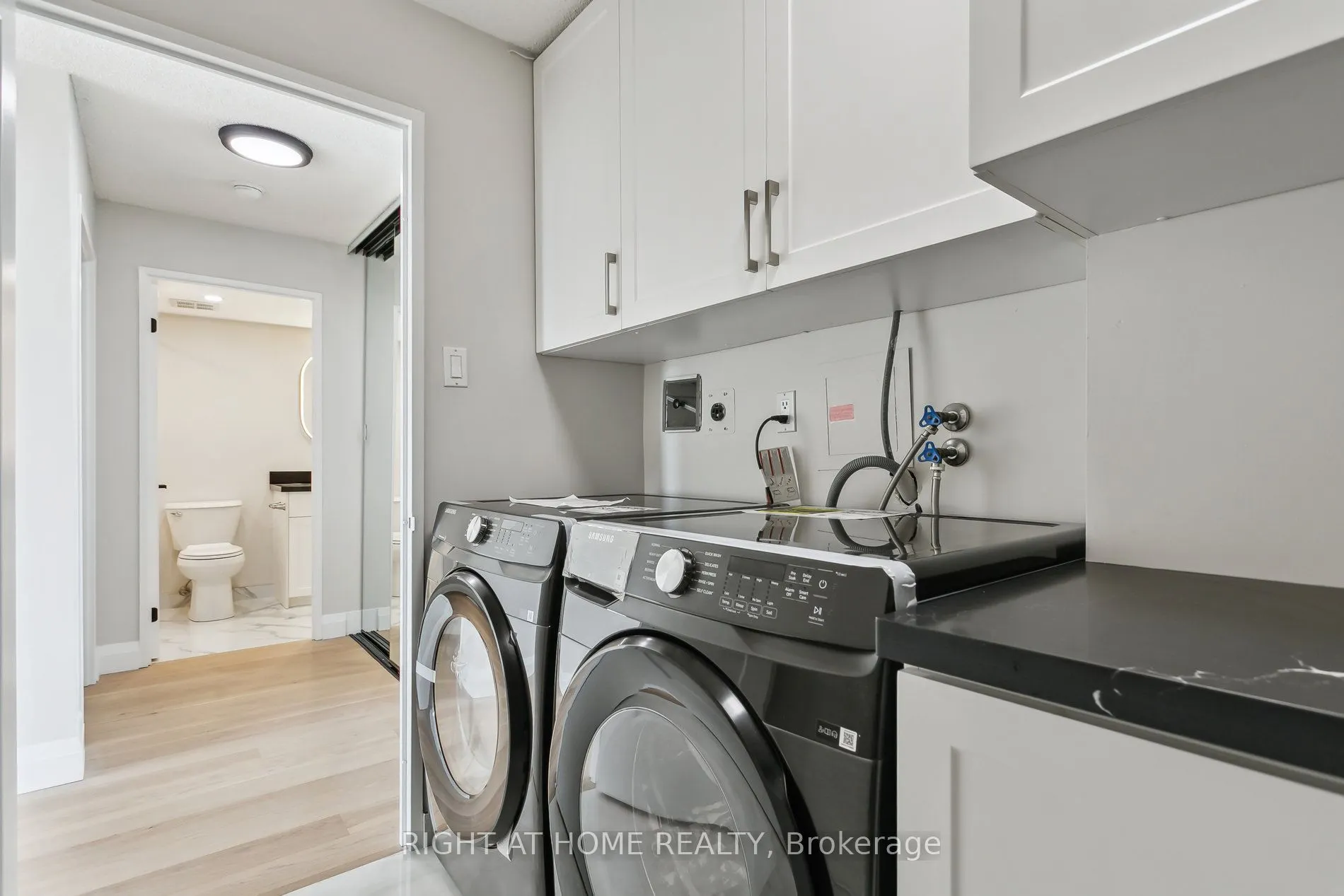 7300 Yonge Street, #1611