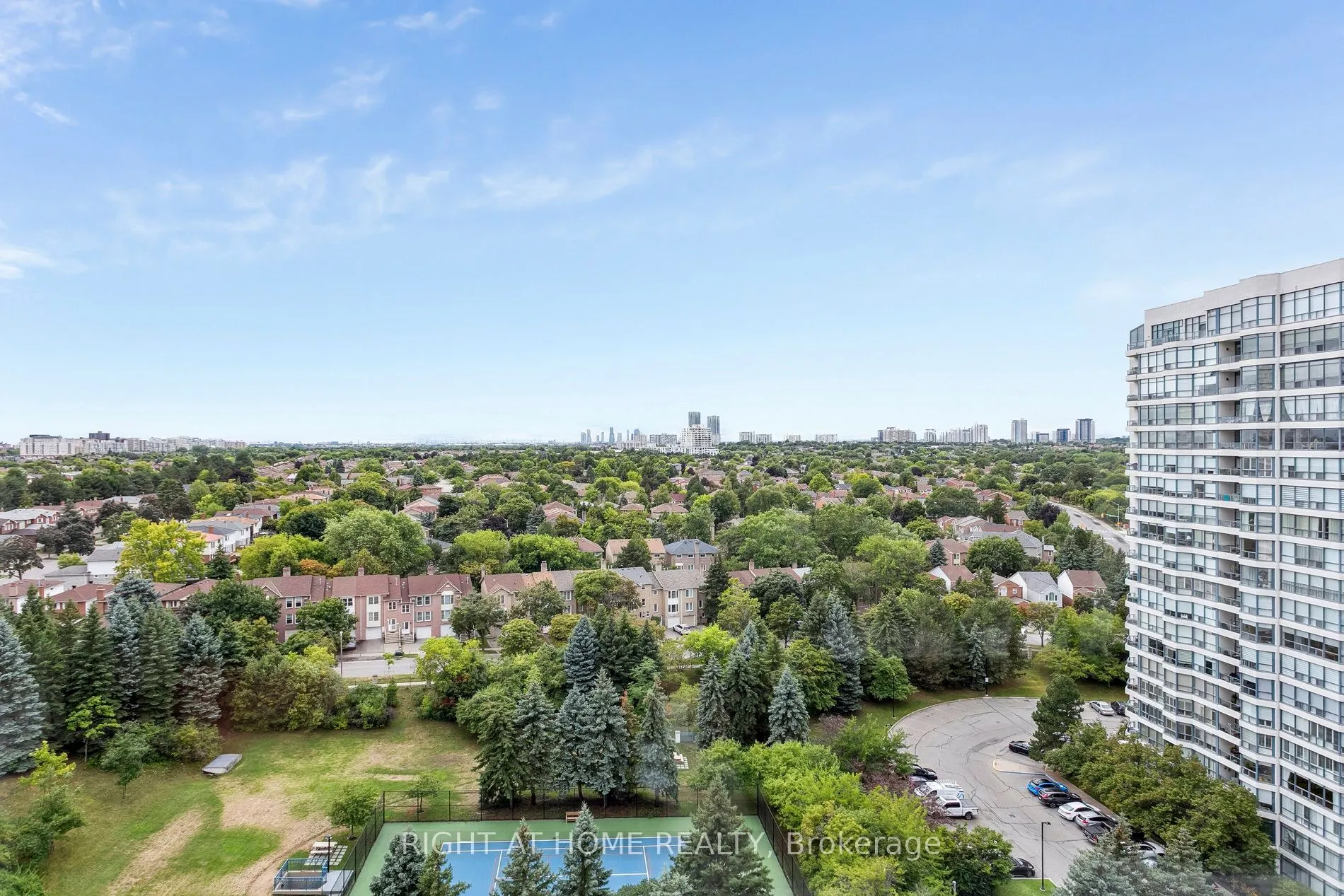 7300 Yonge Street, #1611