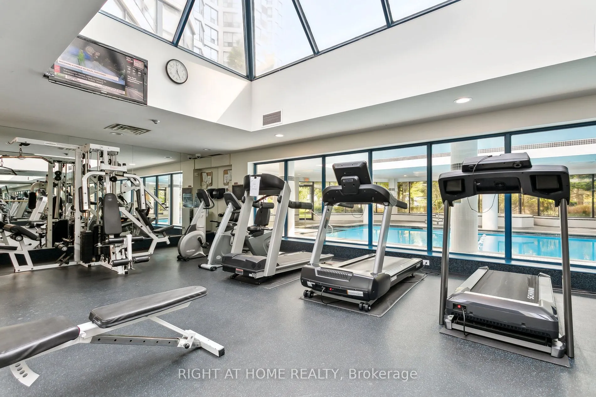 7300 Yonge Street, #1611