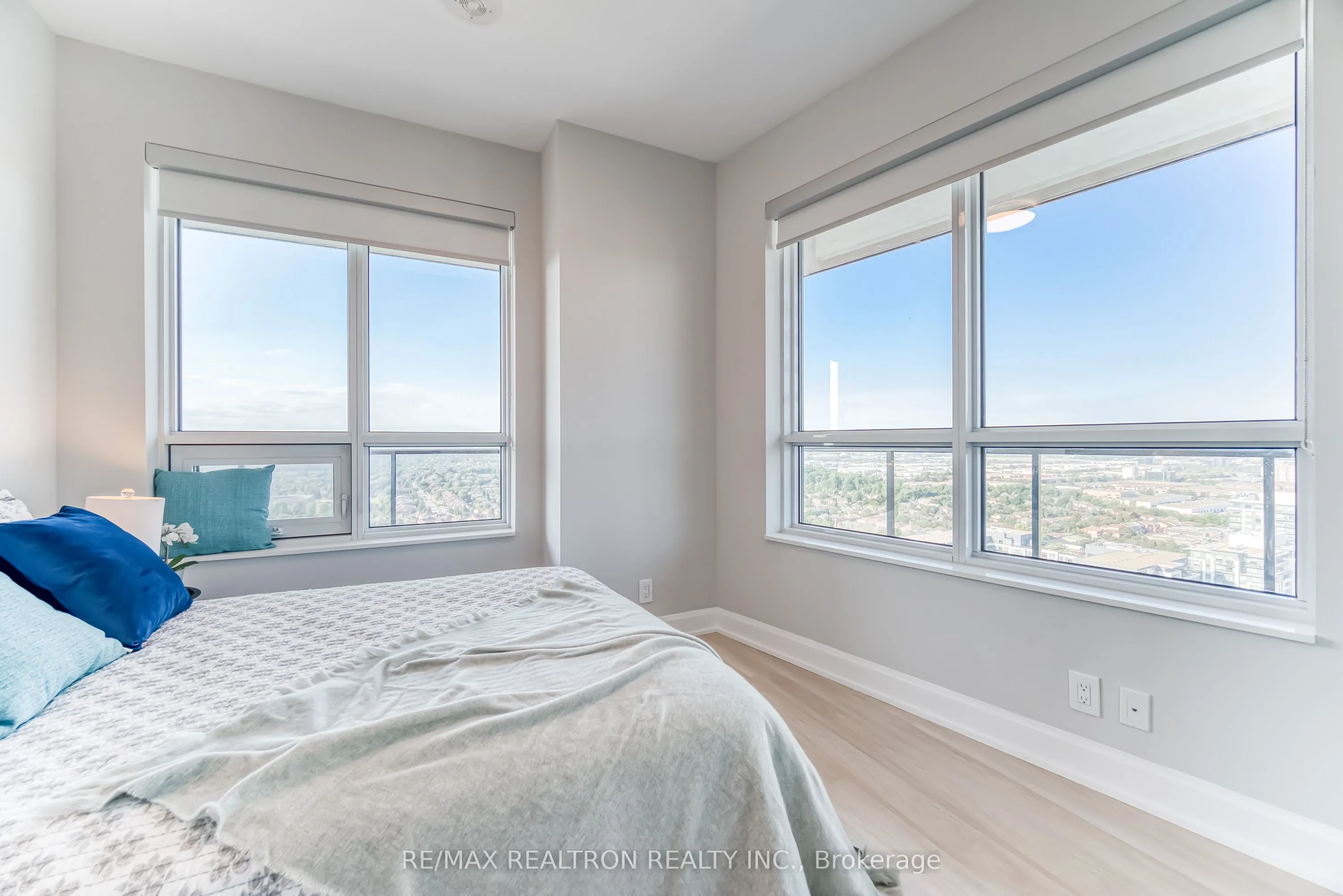 12 Gandhi Lane, #2802