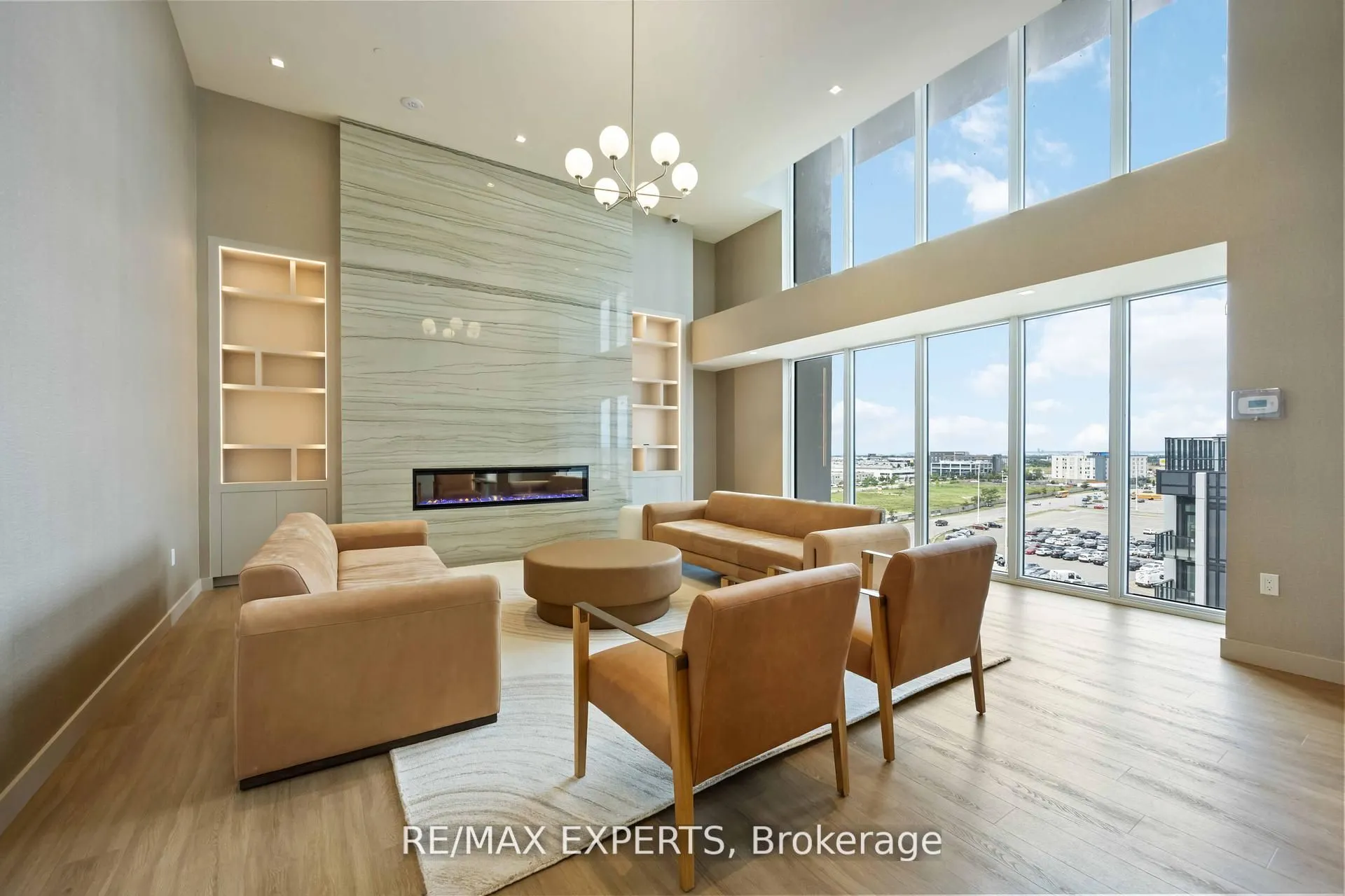 8960 Jane Street, #1002