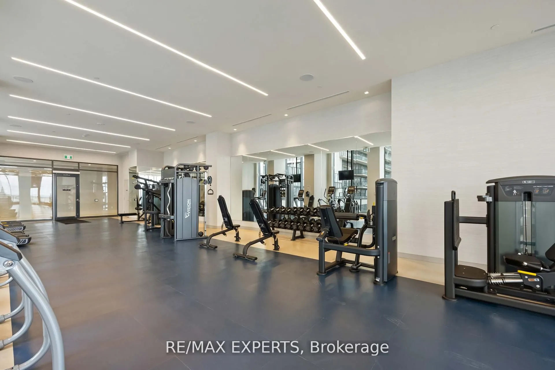 8960 Jane Street, #1002