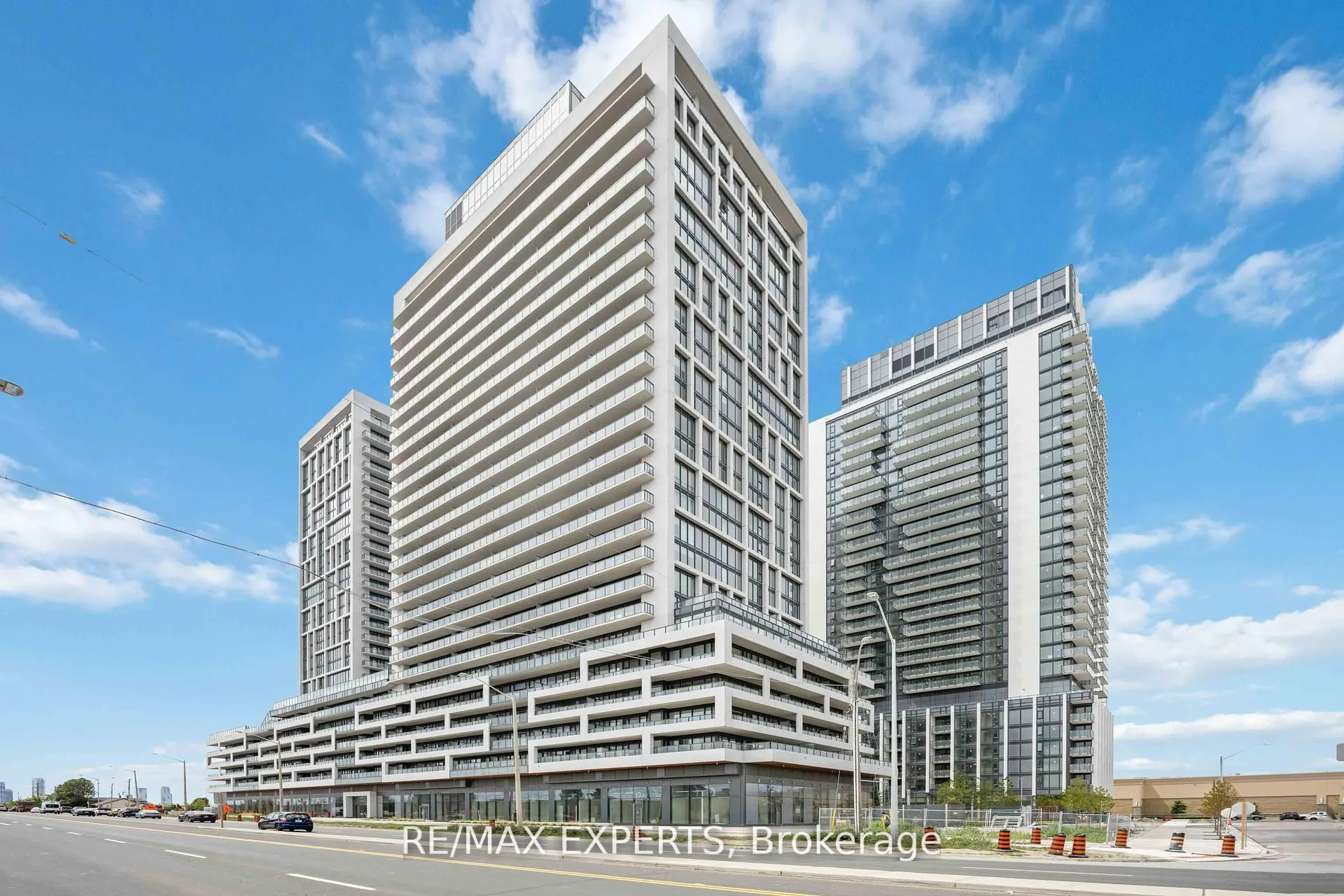 8960 Jane Street, #1002
