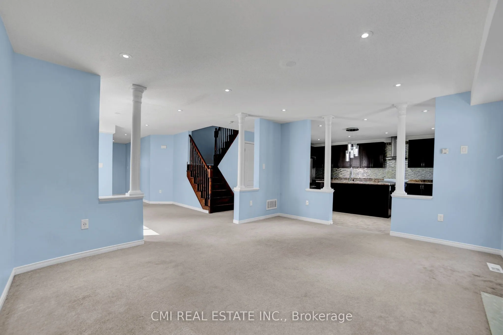 1218 Leslie Drive
