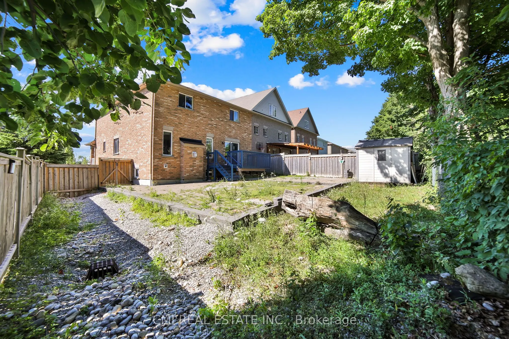 1218 Leslie Drive