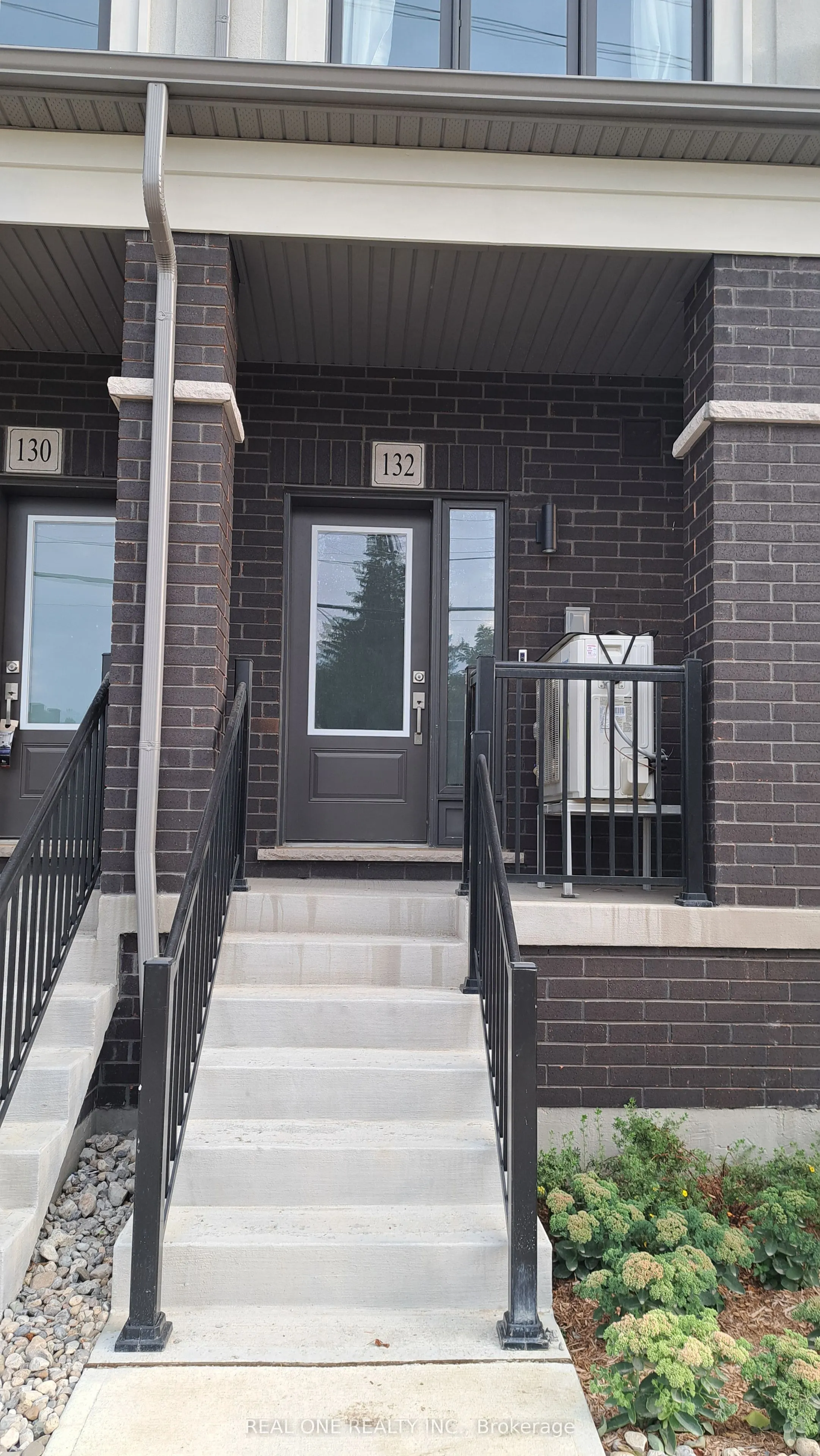 132 Matawin Lane S, #2