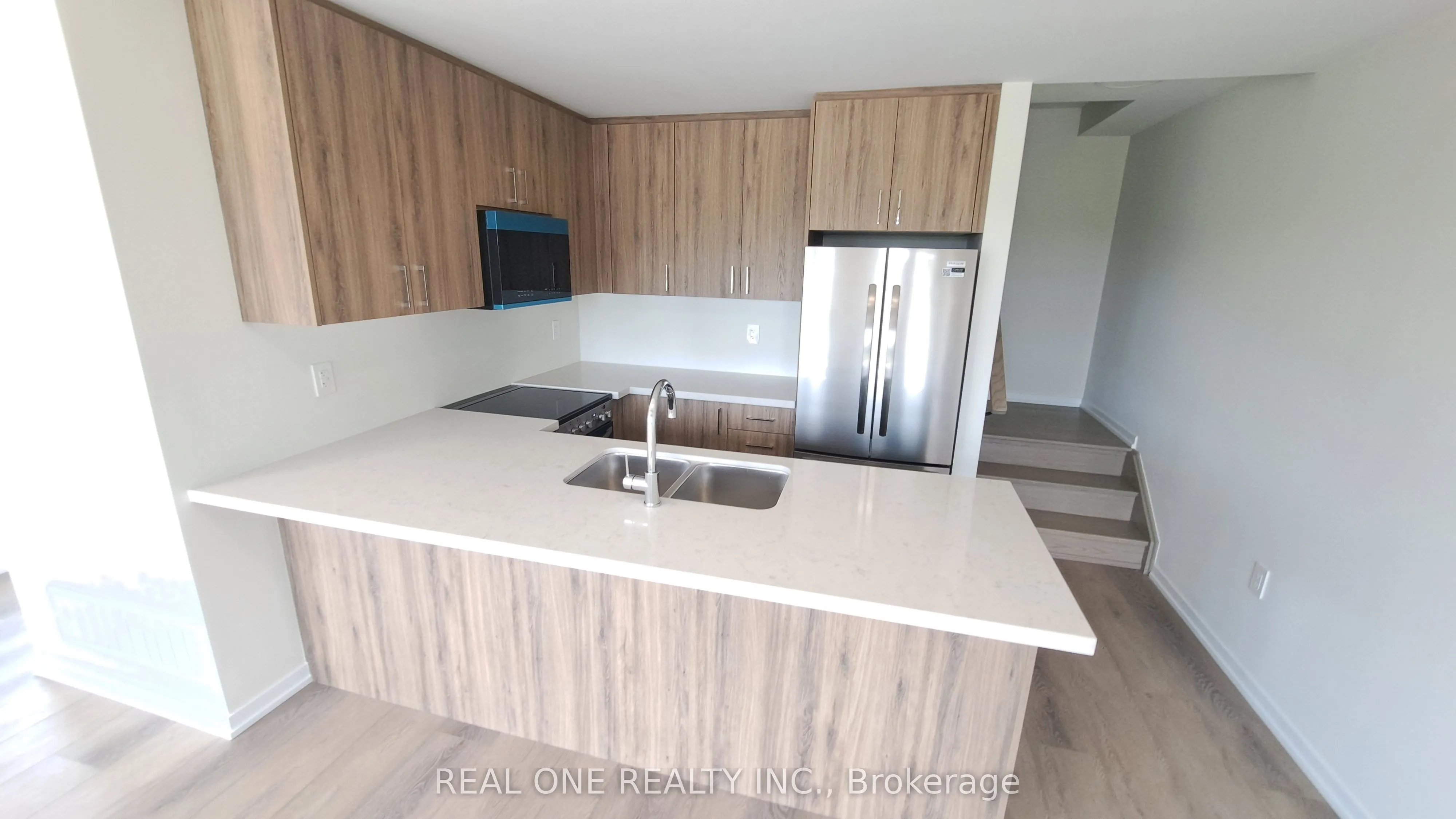 132 Matawin Lane S, #2