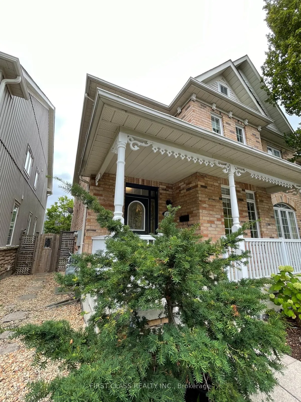 62 Dancer's Drive