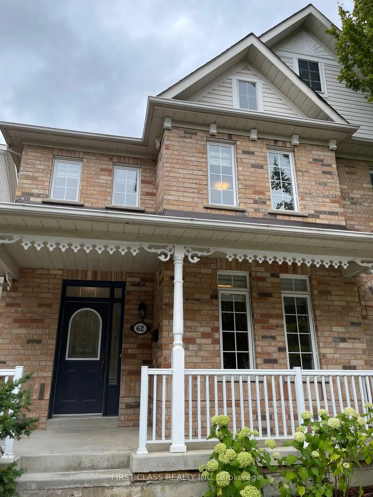 62 Dancer's Drive