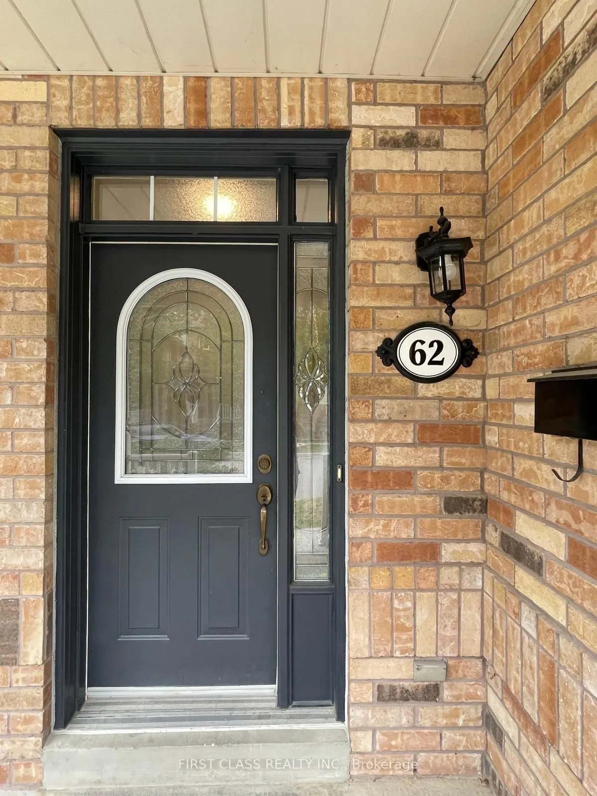 62 Dancer's Drive