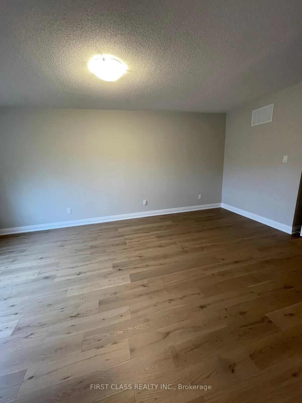 62 Dancer's Drive