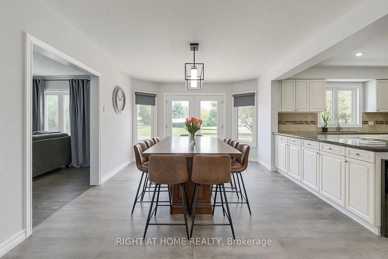 32 Grandview Crescent