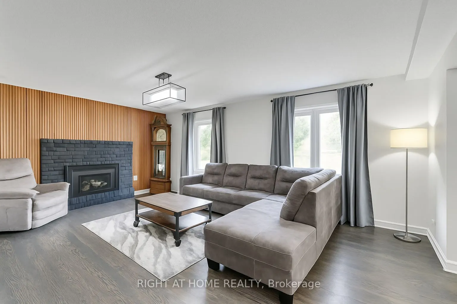 32 Grandview Crescent