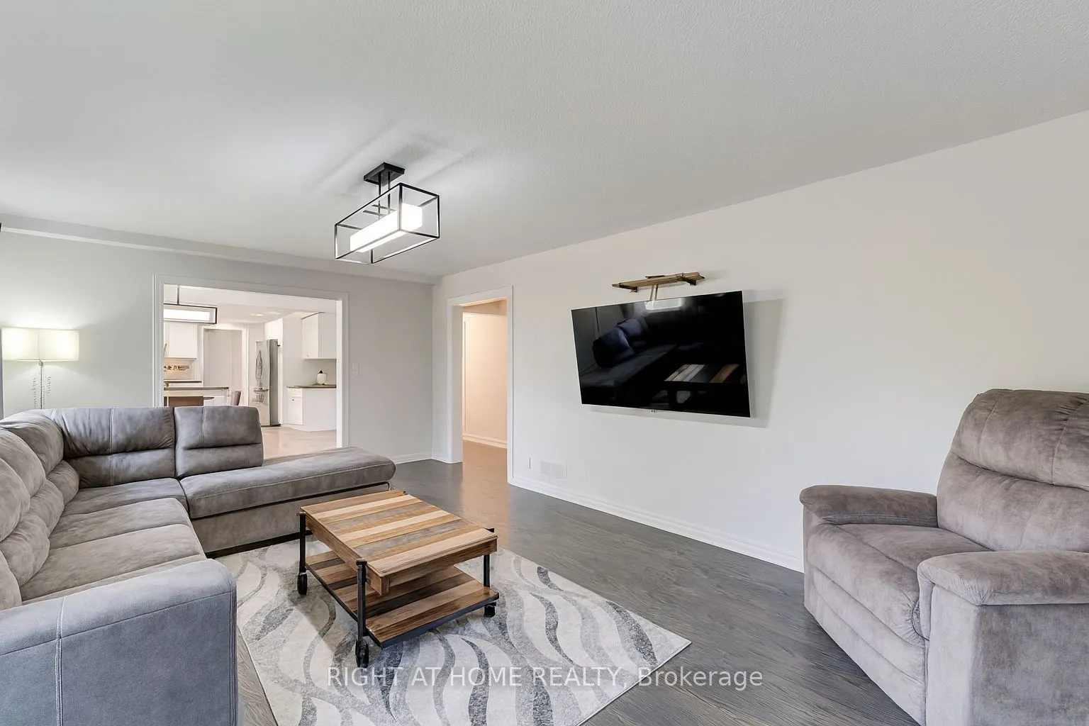 32 Grandview Crescent