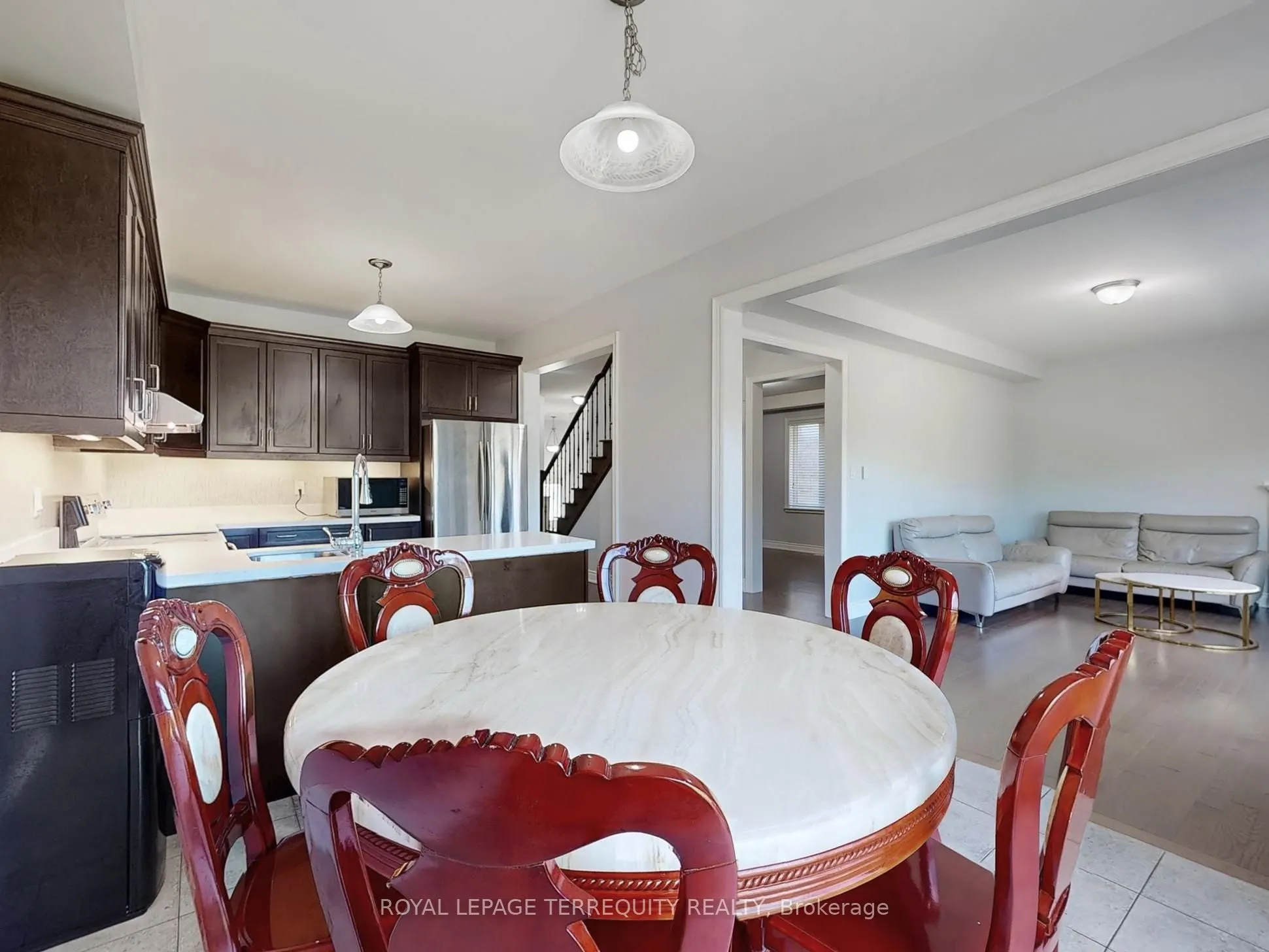 28 Richmond Park Drive