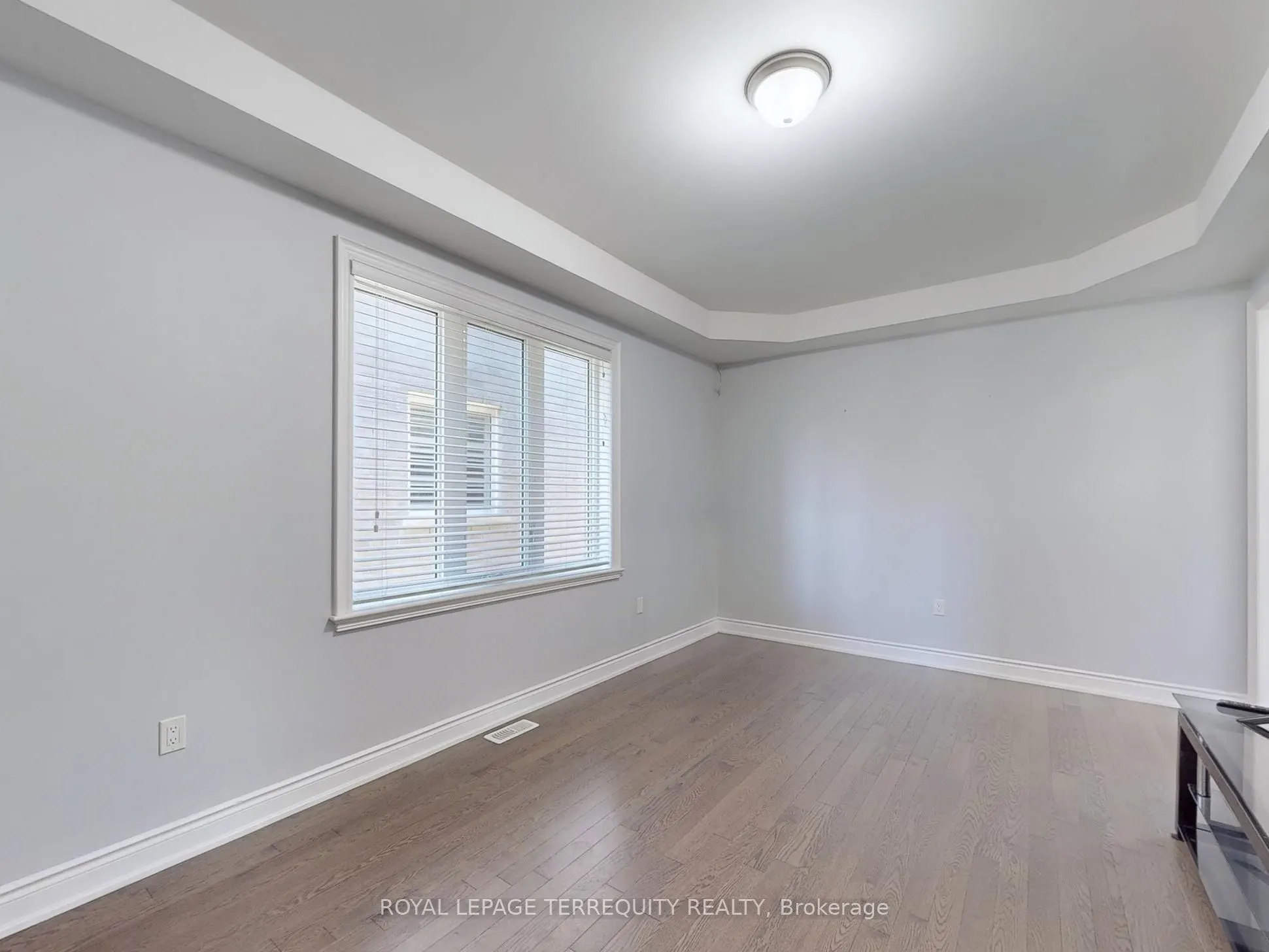 28 Richmond Park Drive
