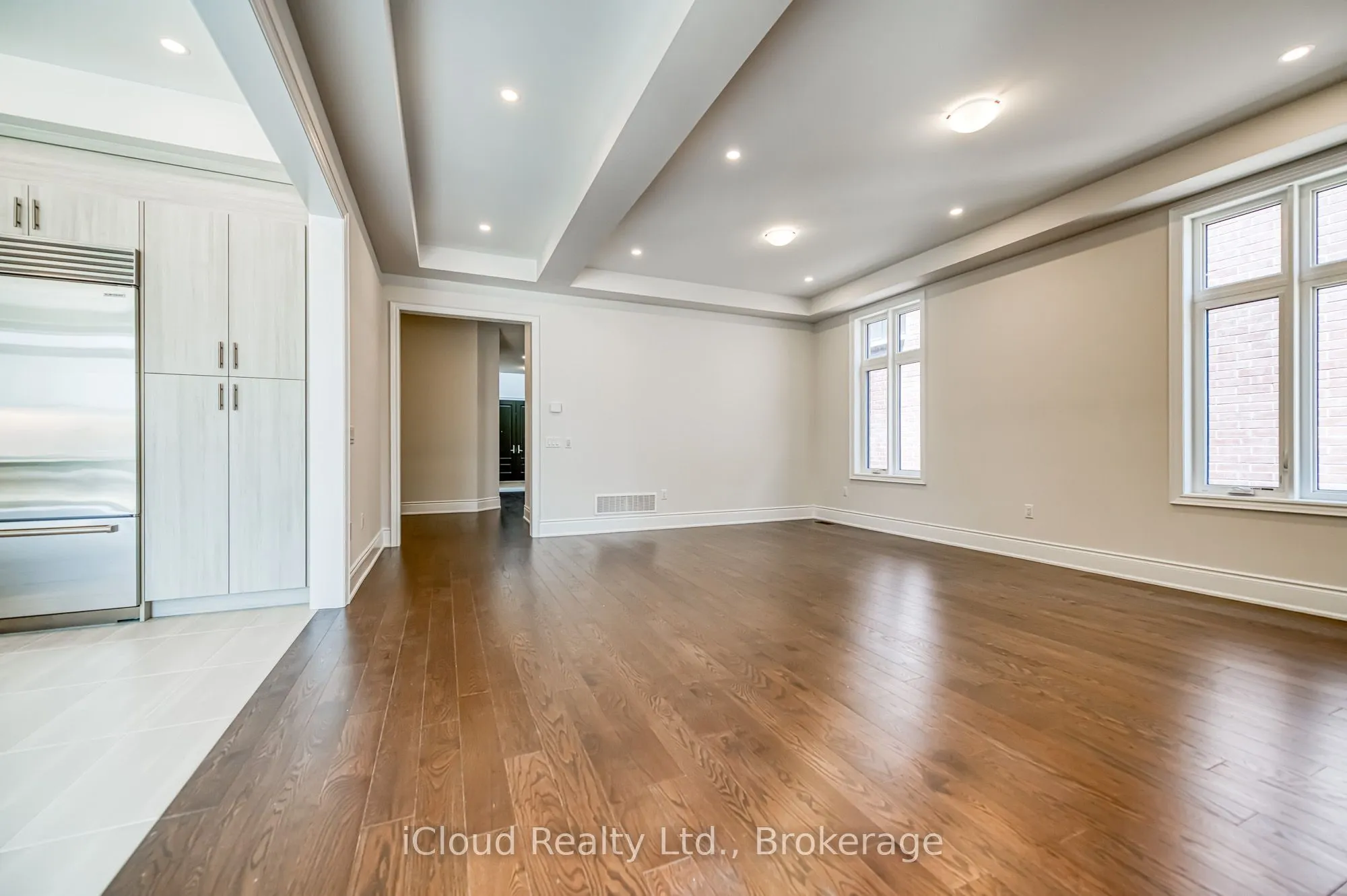 160 Winthrop Crescent