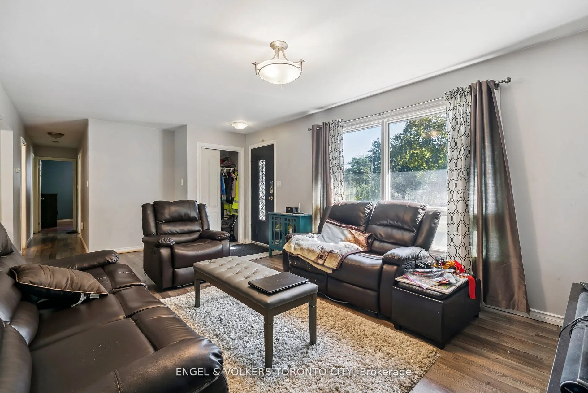 2082 St John's Road