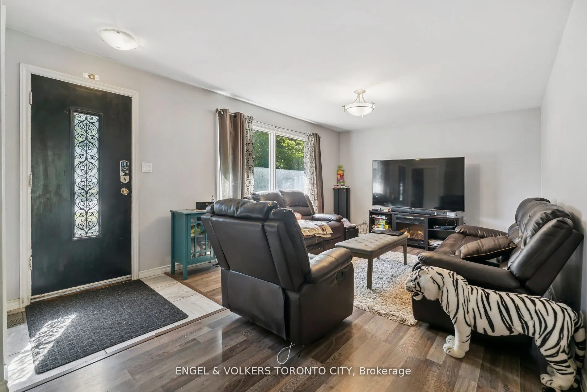 2082 St John's Road