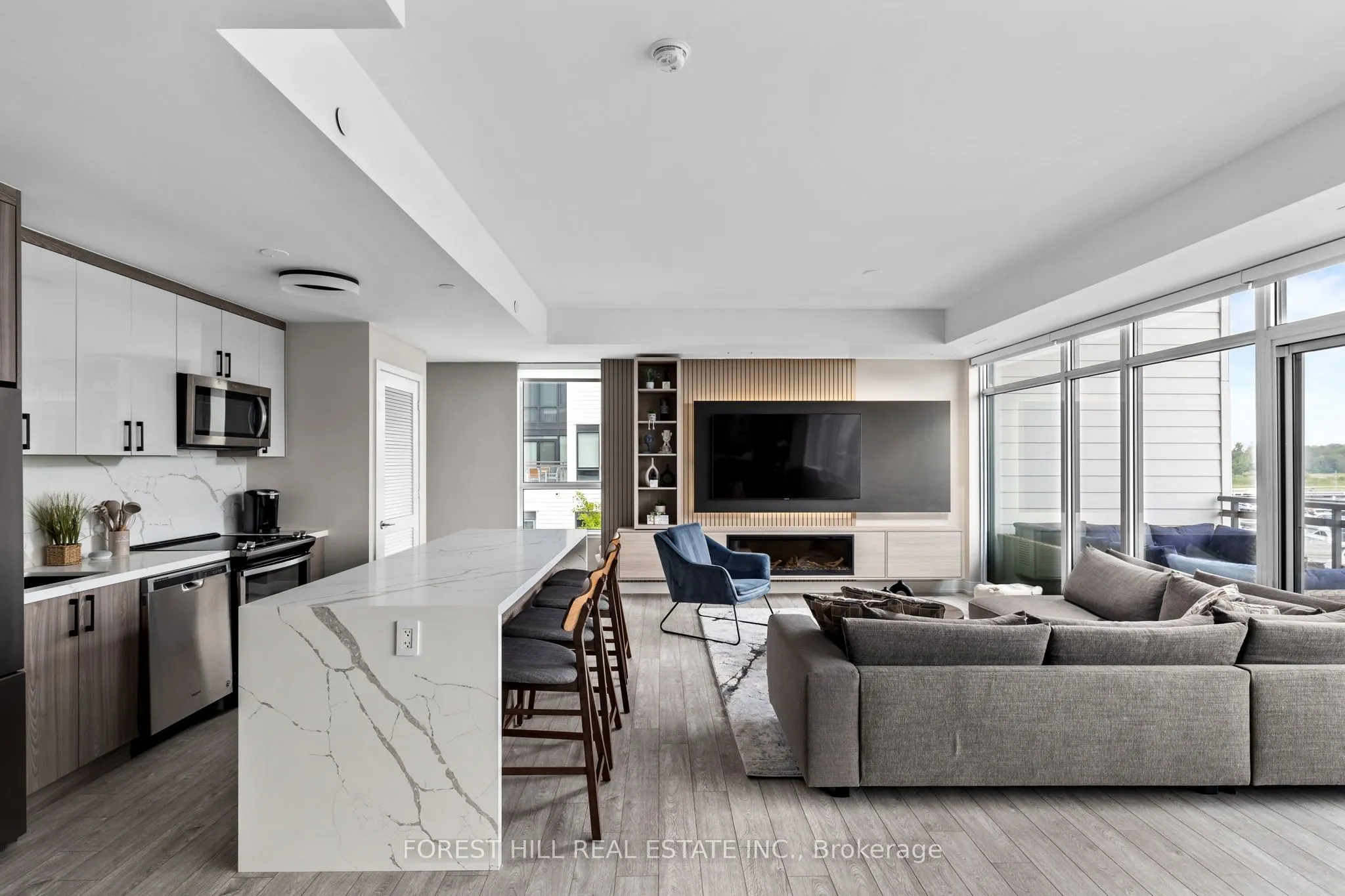 317 Broward Way, #110