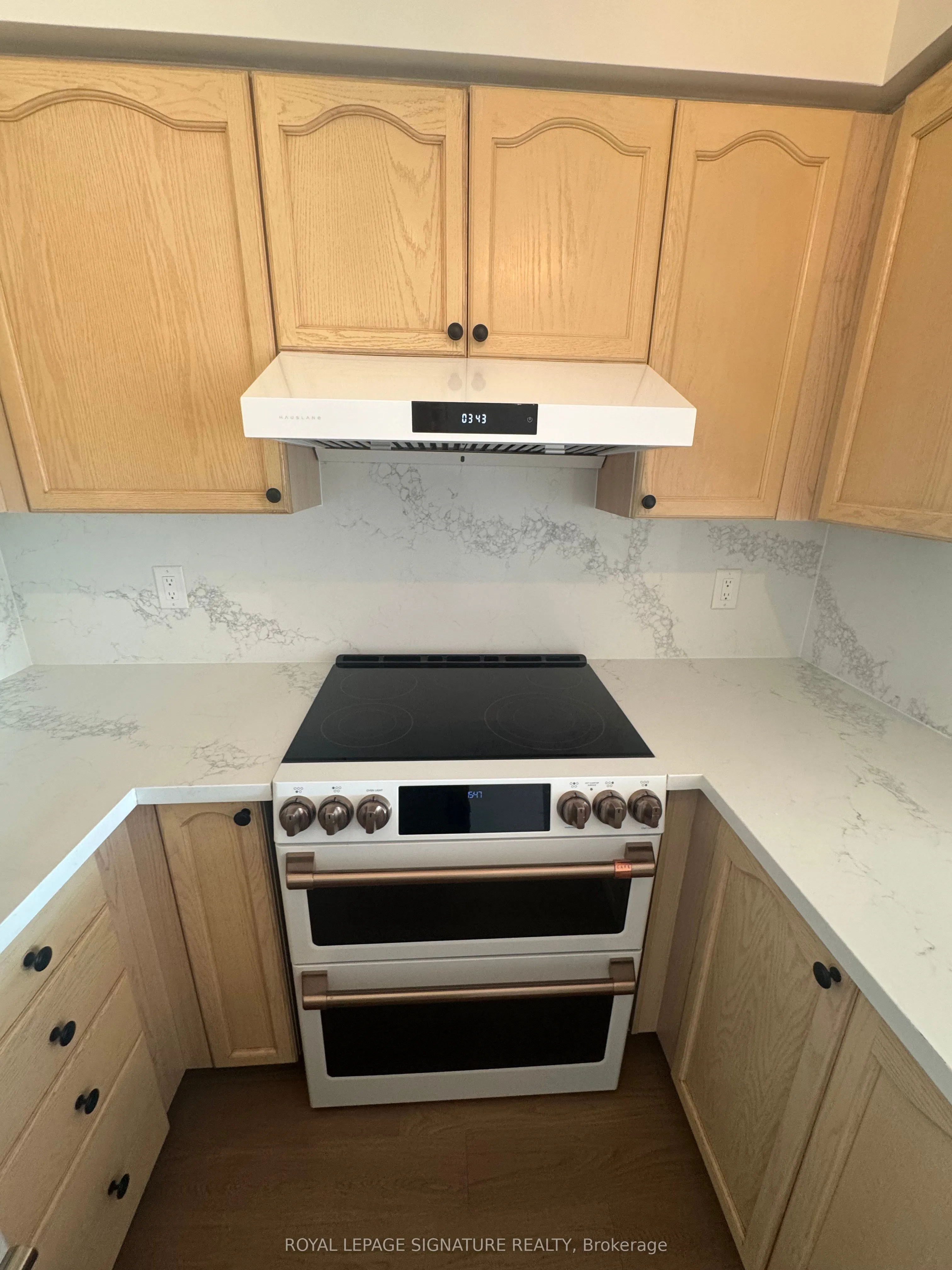 51 Baffin Court, #815
