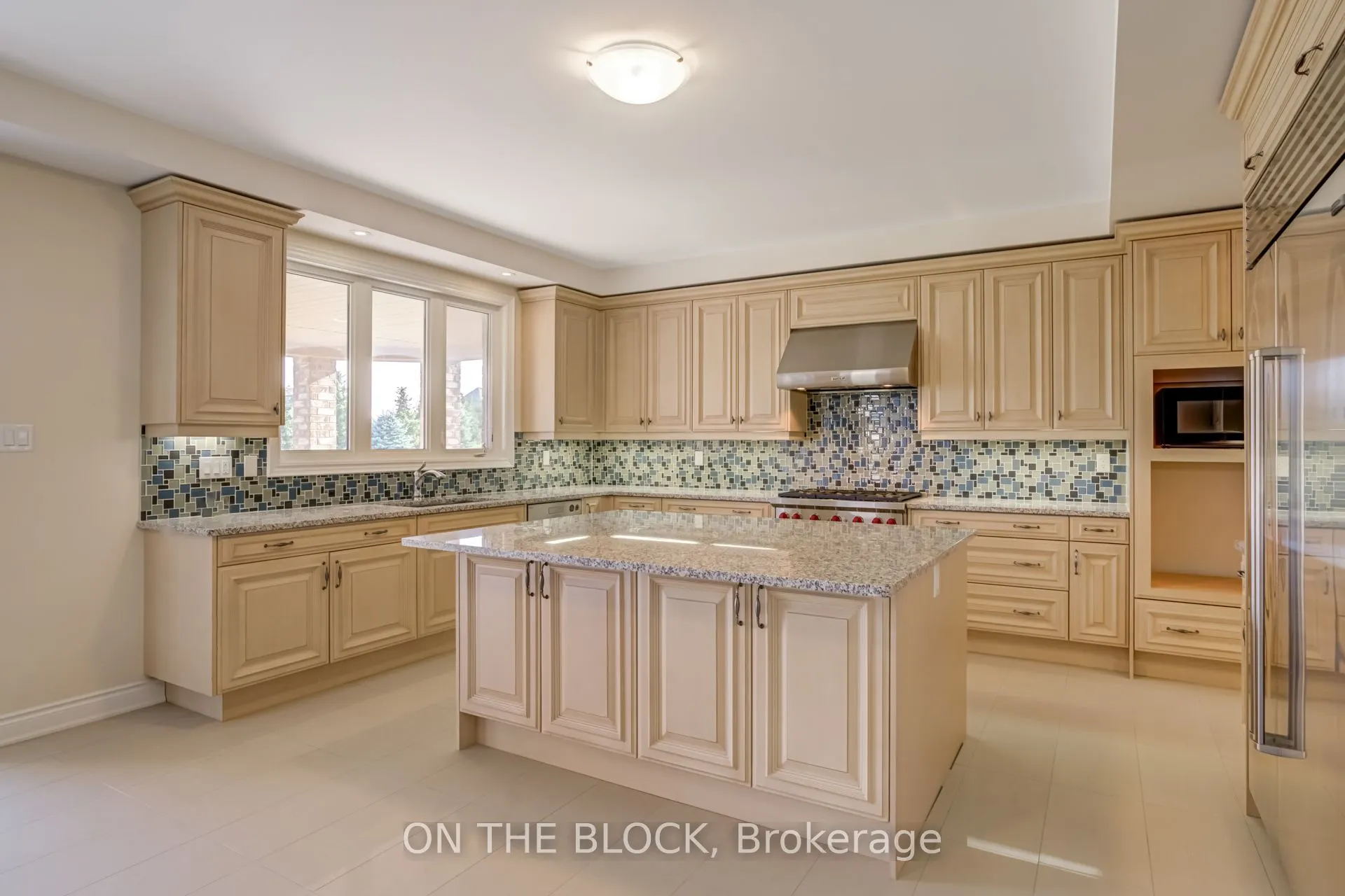 24 Whitewood Drive