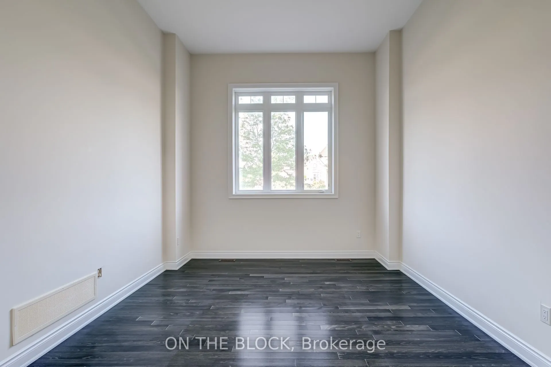 24 Whitewood Drive