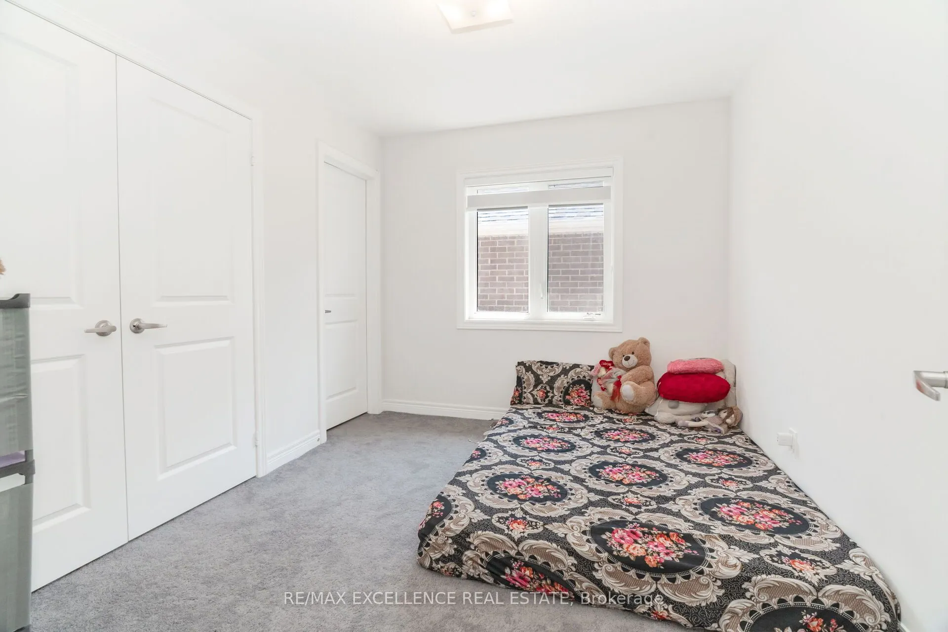 25 Sam Battaglia Crescent