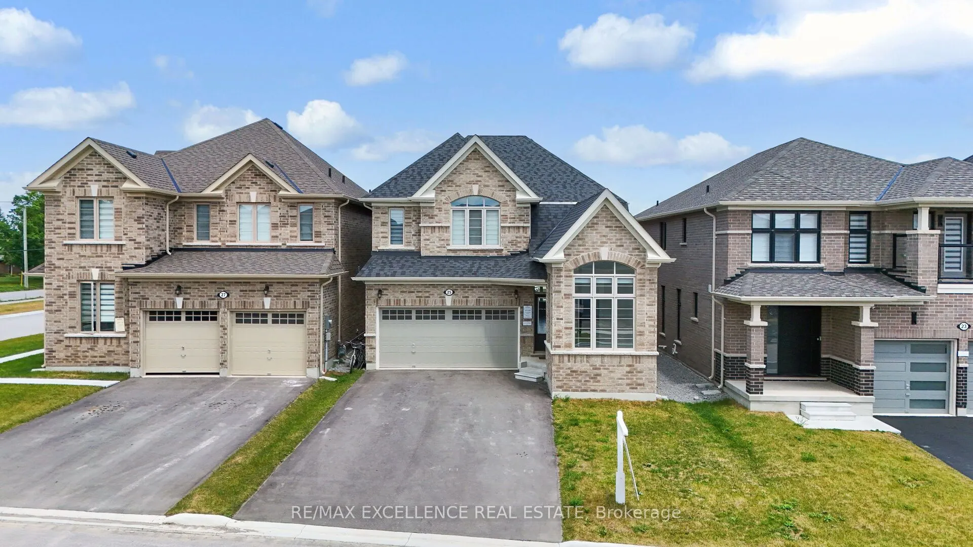 25 Sam Battaglia Crescent