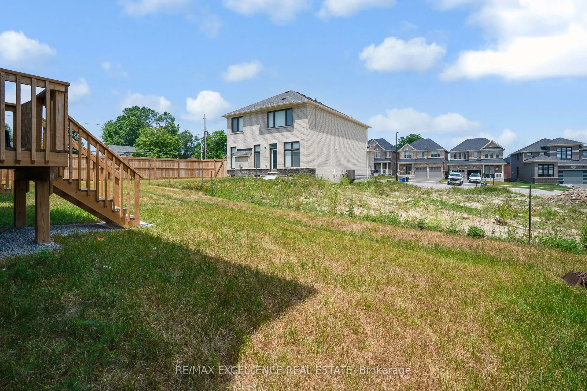 25 Sam Battaglia Crescent