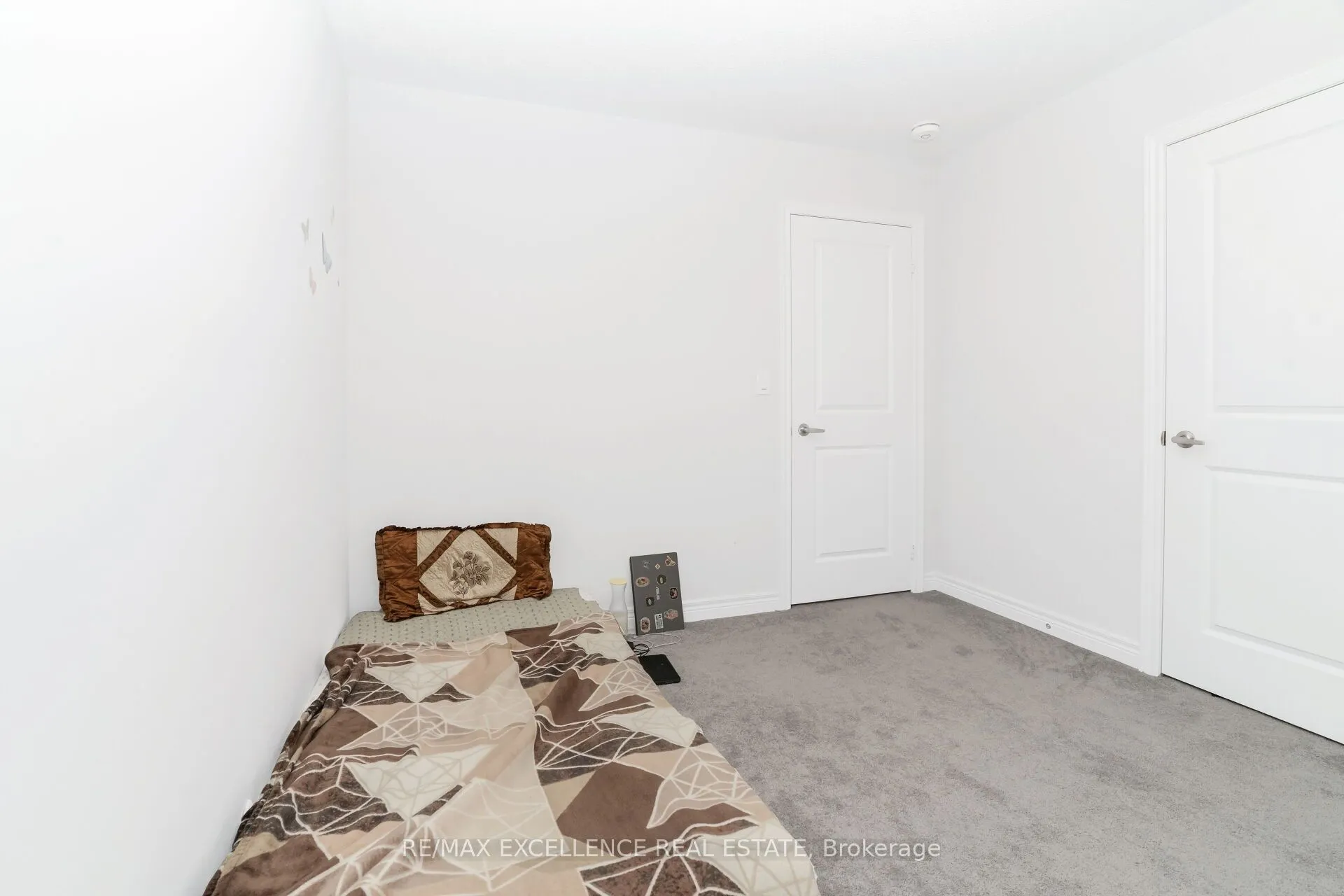 25 Sam Battaglia Crescent