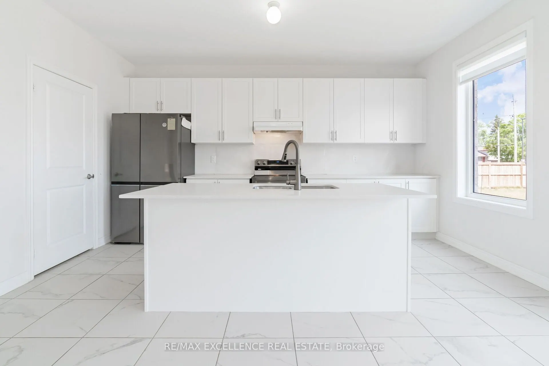 25 Sam Battaglia Crescent