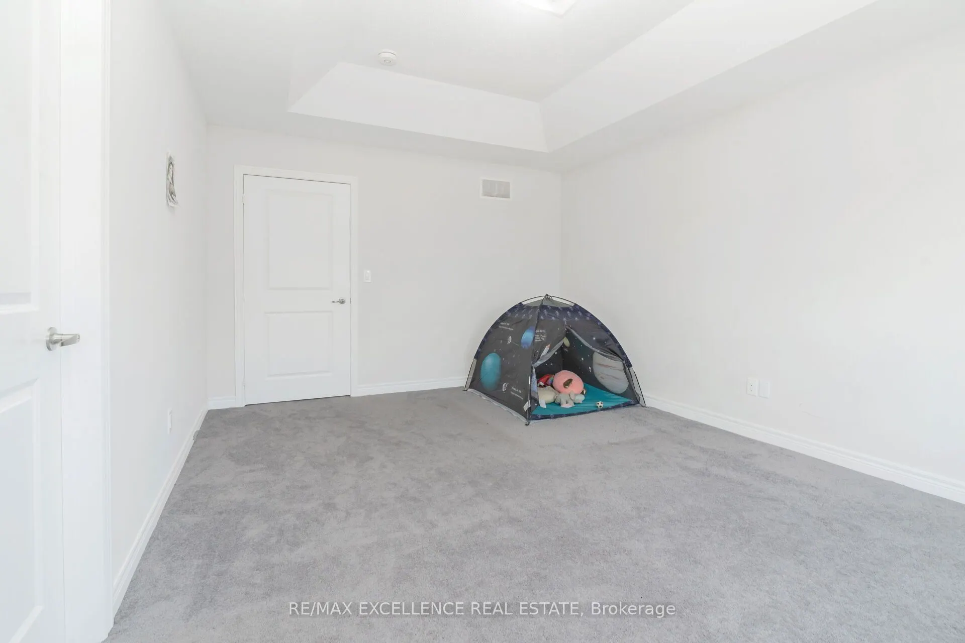 25 Sam Battaglia Crescent