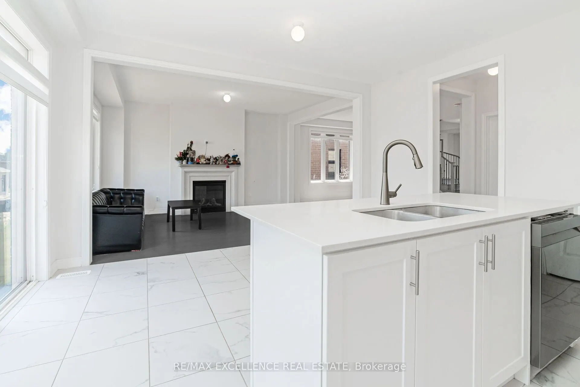 25 Sam Battaglia Crescent