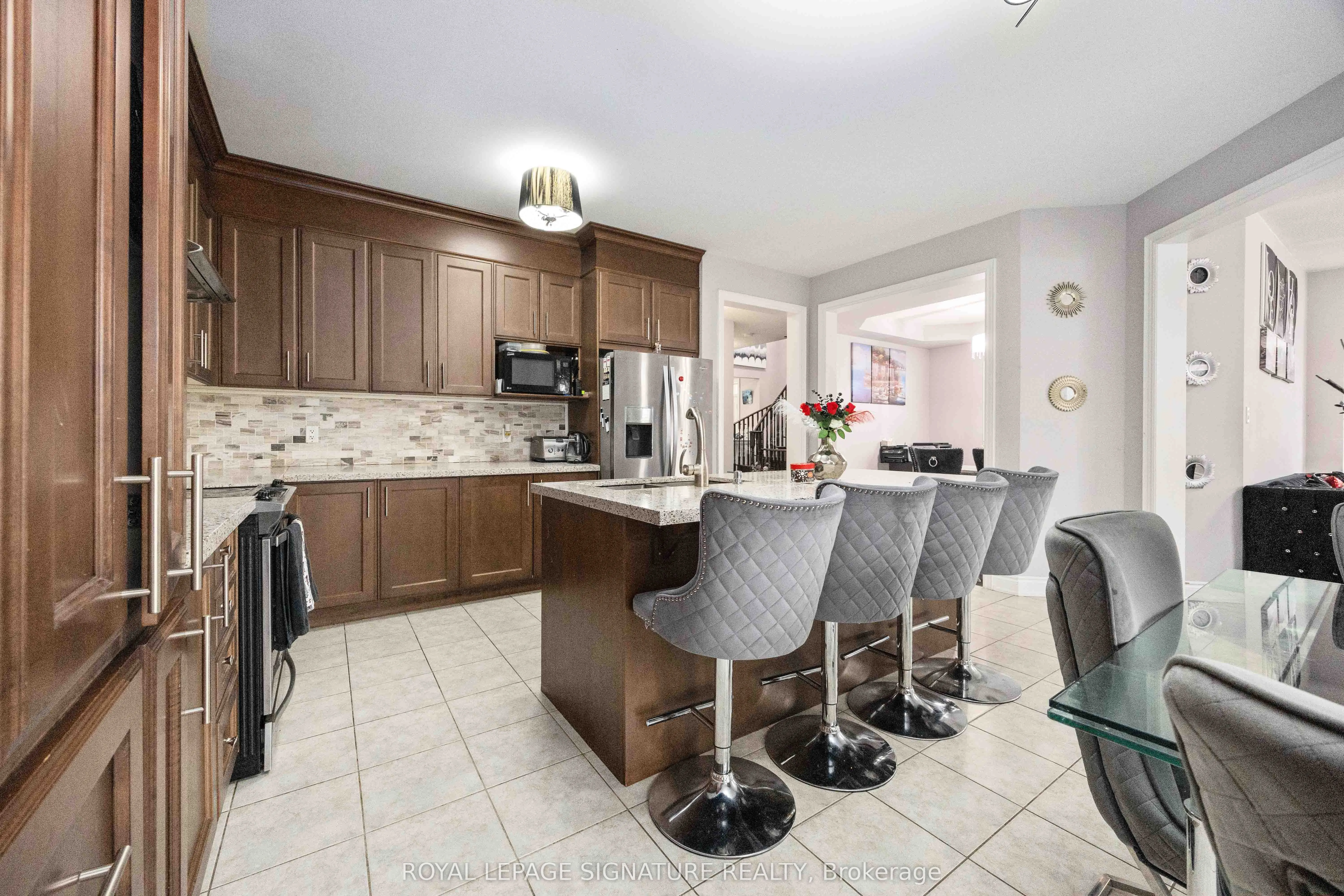 189 Algoma Drive