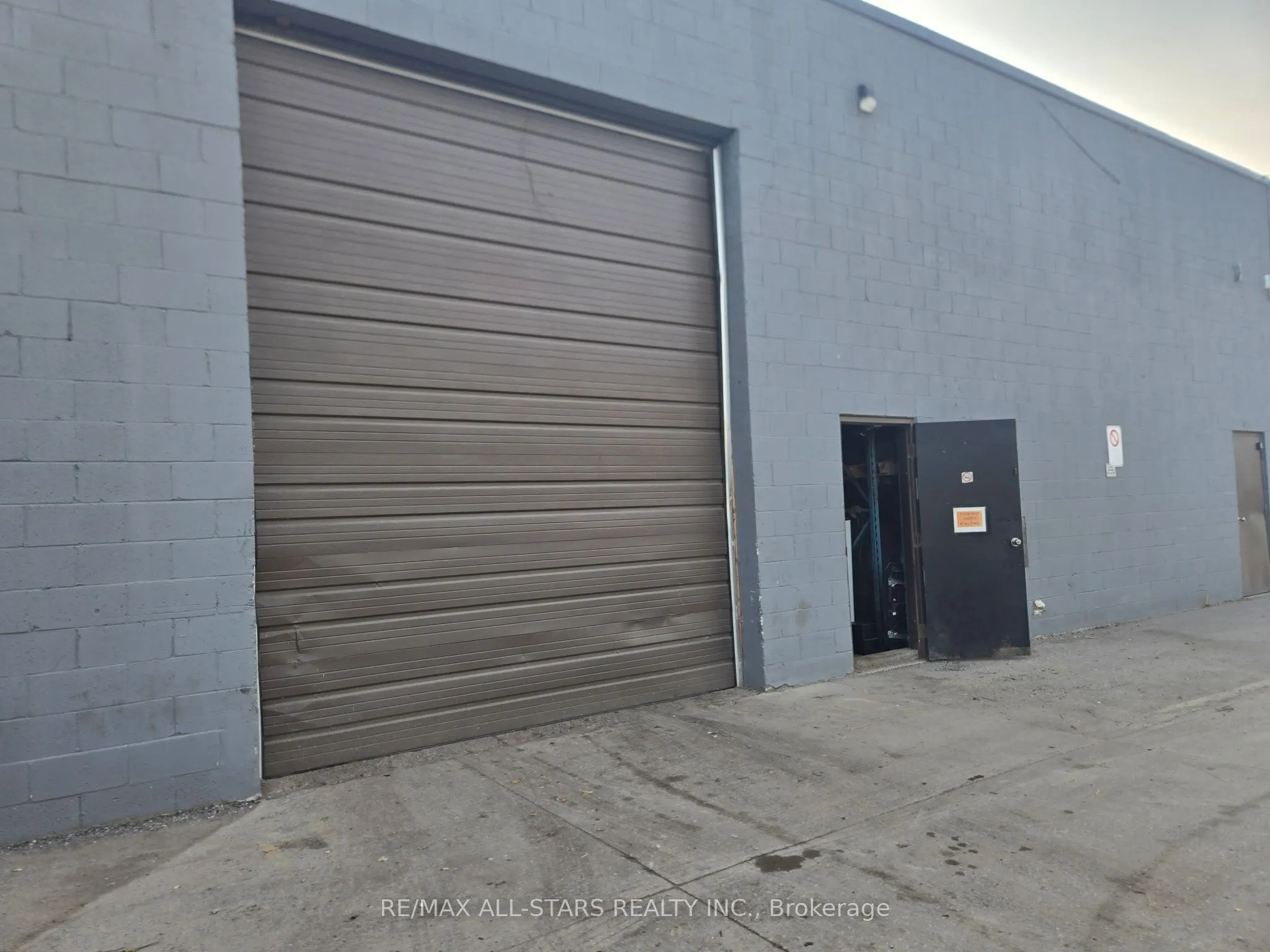 24707 Woodbine Avenue, #7A