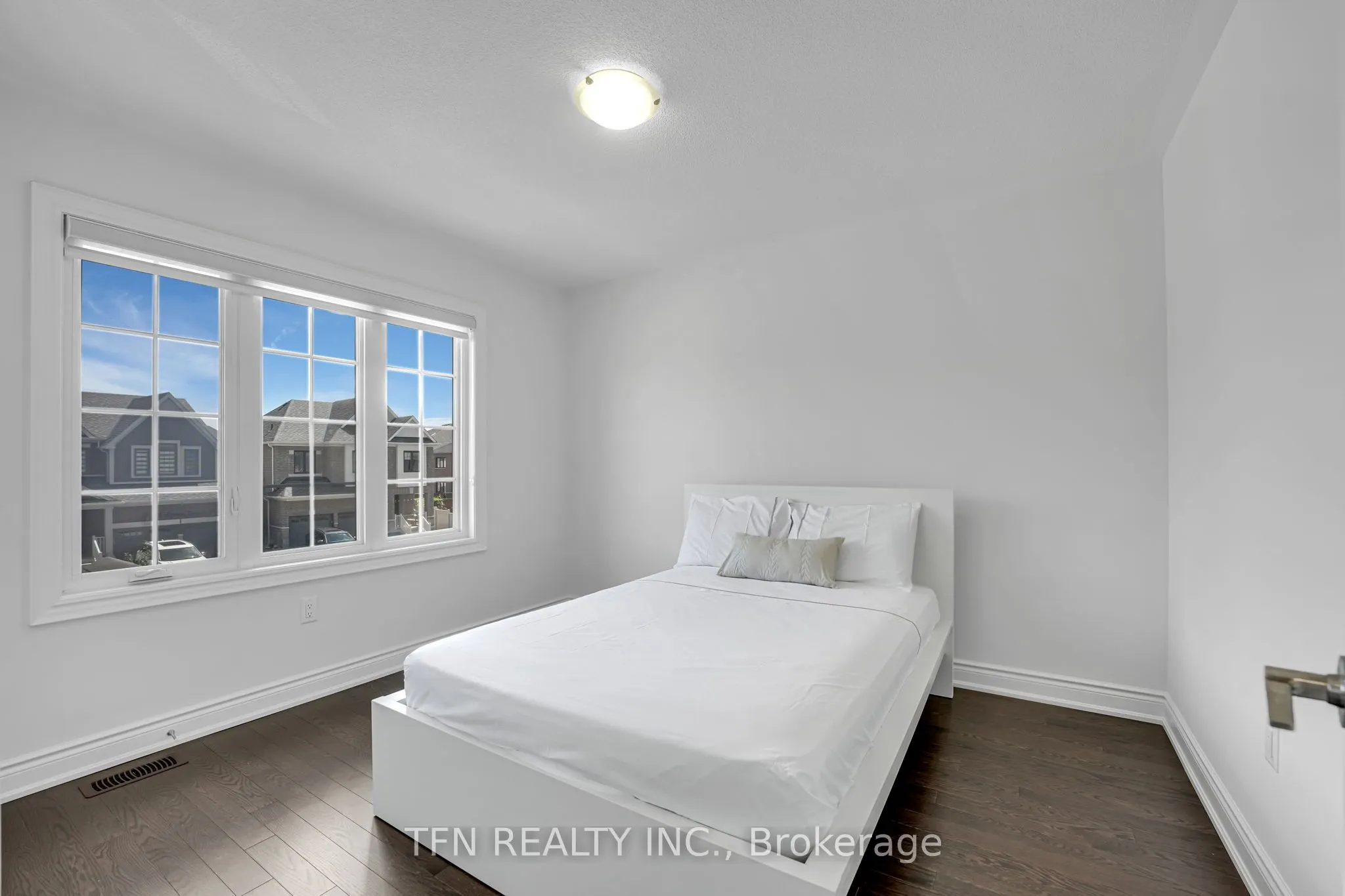 115 Bartram Crescent