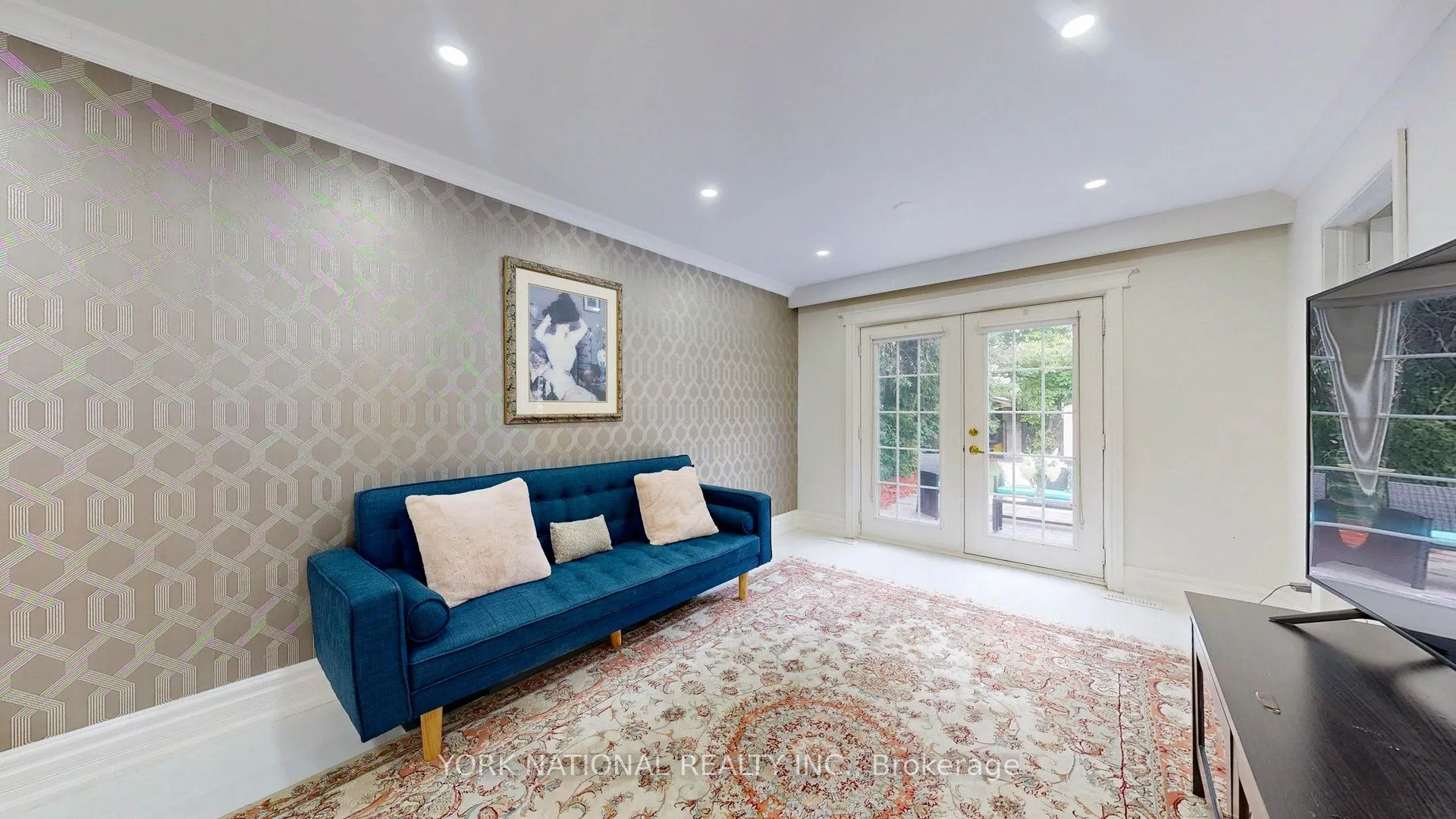 4 Boulding Drive