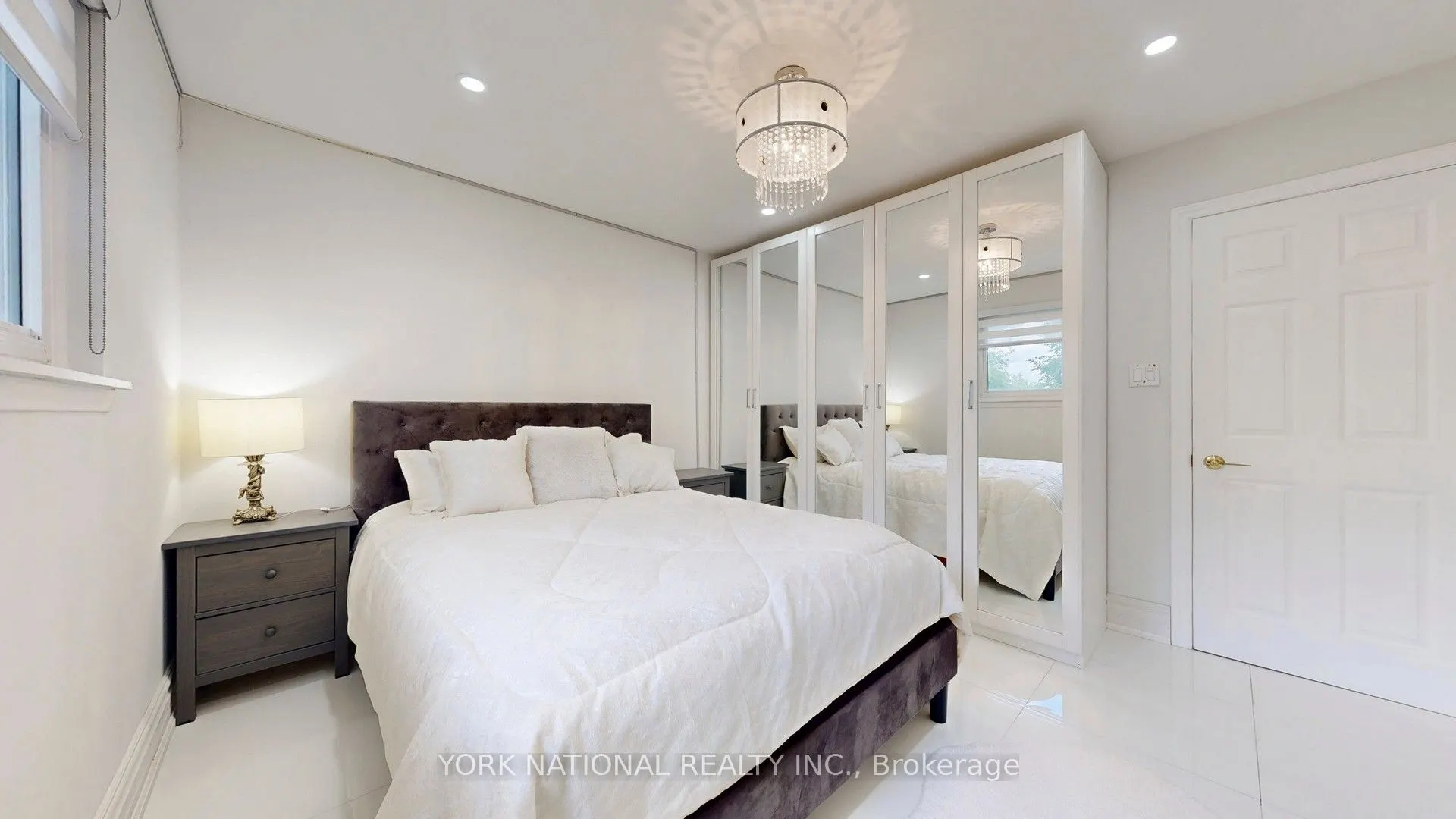 4 Boulding Drive