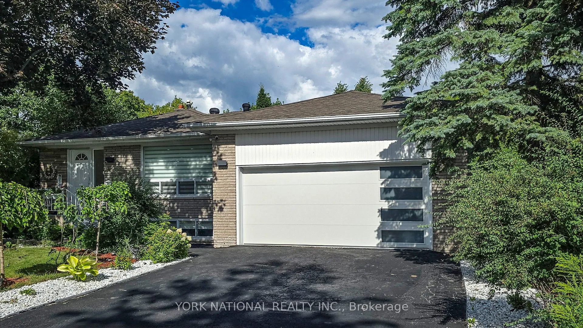 4 Boulding Drive